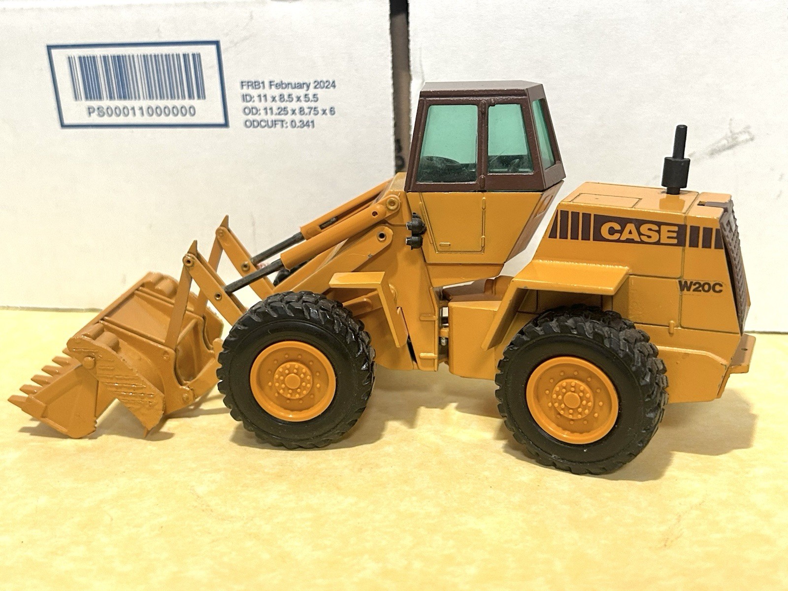 NZG 1/35 Scale Cusmtom CASE W20C Wheel Loader w/Drott 4-in-1 Bucket (W. Germany)