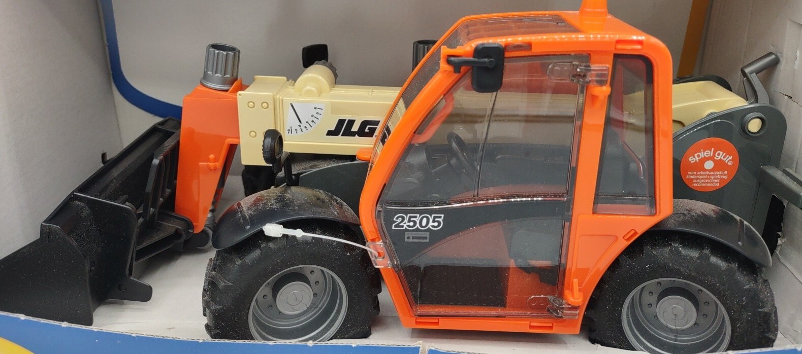 Bruder 1/16th JLG 2505 Tele-Handler #02140 Made In Germany