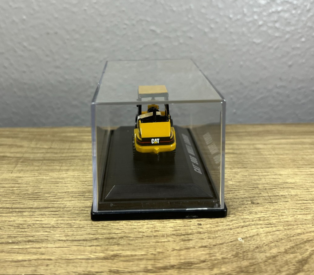 Norscot Construction Mini’s Cat 906 Wheel Loader – Diecast Toy – 2006 Norscot