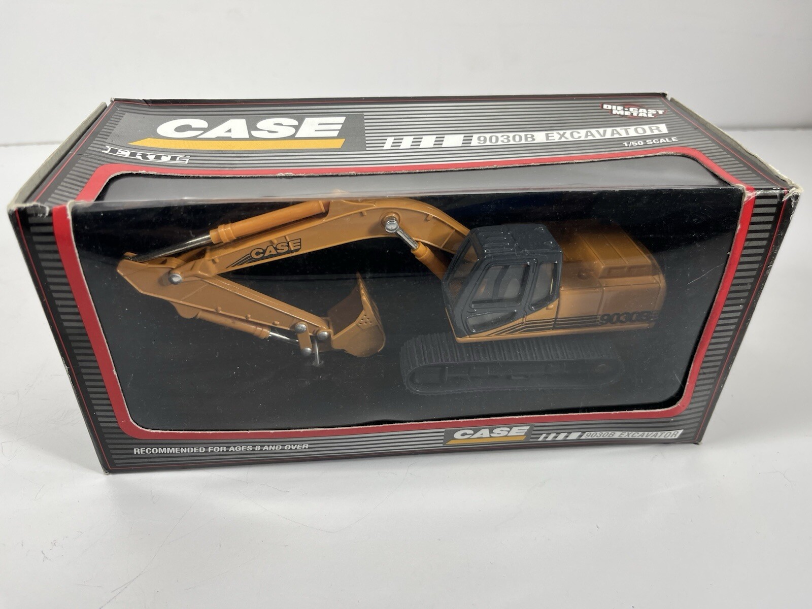 ERTL 1/50 Scale Case 9030B Excavator High Detail Replica #4546 New In Box