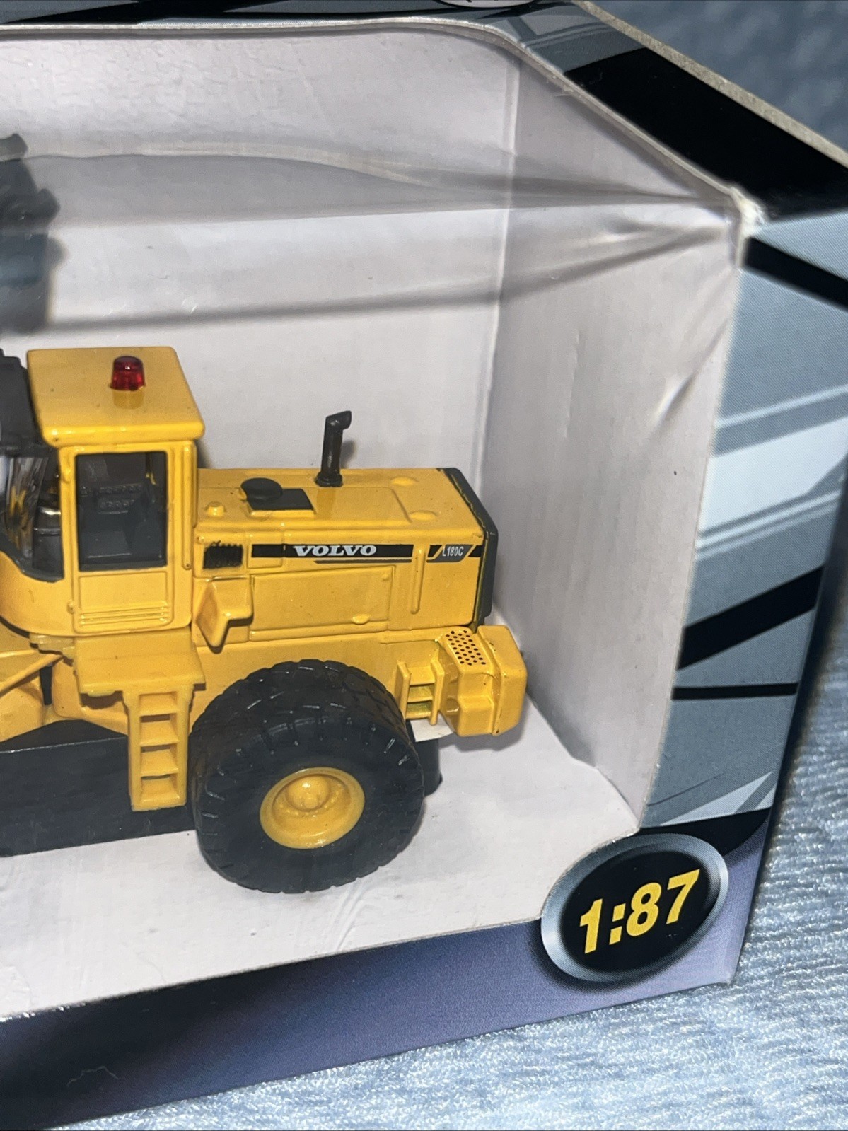 Cararama Volvo Log Grappler HO 1:87 scale Construction machinery 810ND