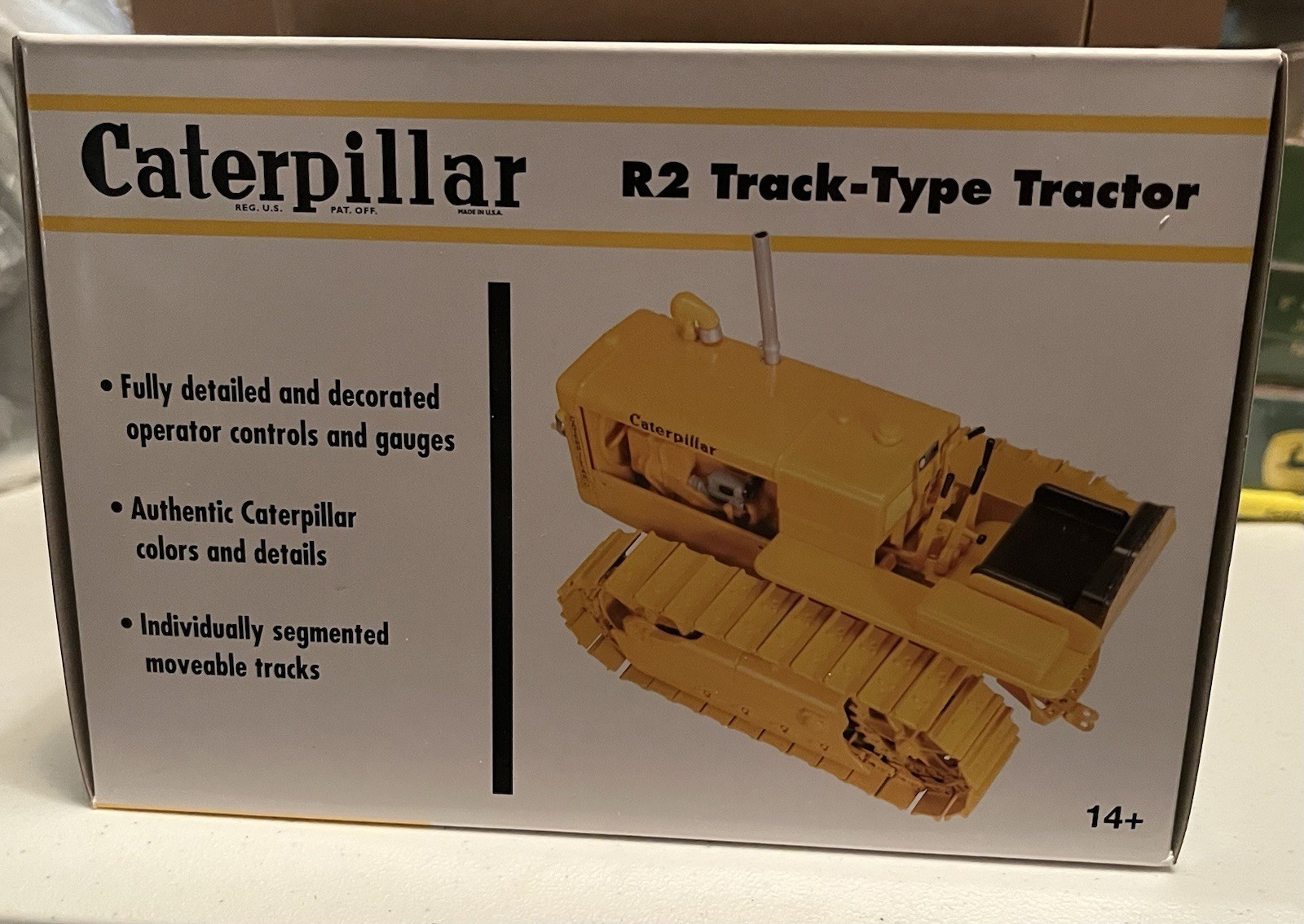 SPECCAST CAT Caterpillar R2 Crawler ACMOC #CUST1008 1/16 NIB TAPE UNCUT