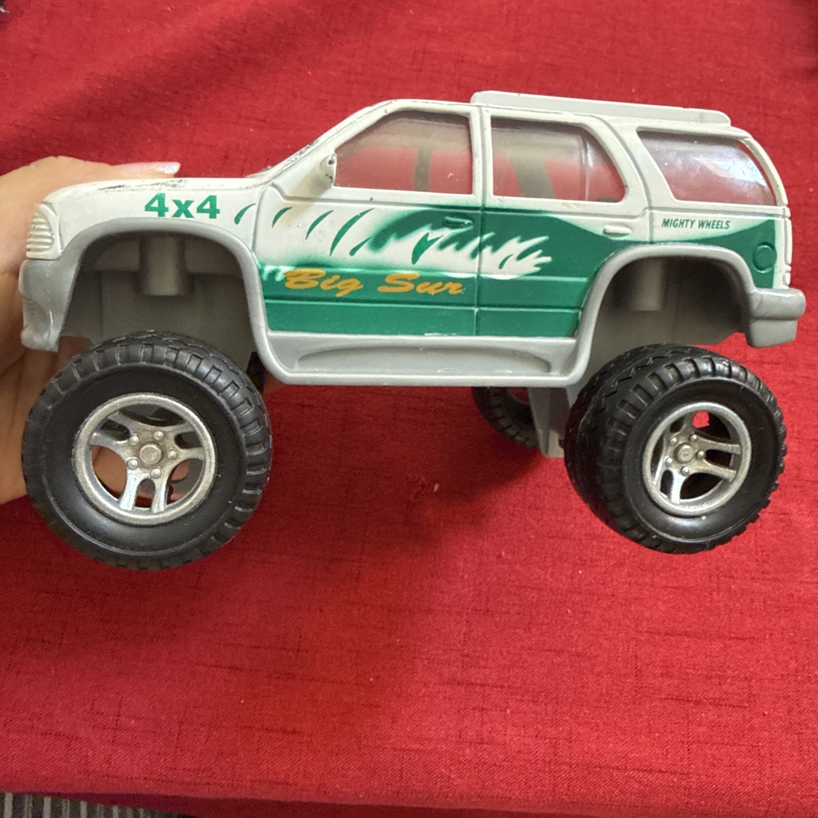 MIGHTY WHEELS “BIG SUR” 4 X 4 SUV, 1998, SOMA, 7″IN LONG X 4″TALL 5″IN WIDE