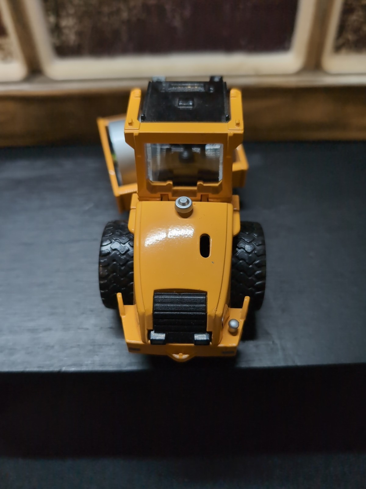 1:50 Scale Diecast Road Roller Toy Model Metal Construction Vehicle Kaidiwei