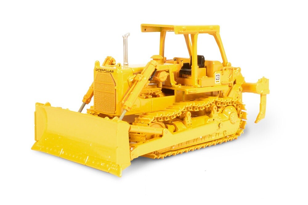 Caterpillar Cat D7G Dozer with S-Blade and Ripper – CCM 1:48 Scale Model New