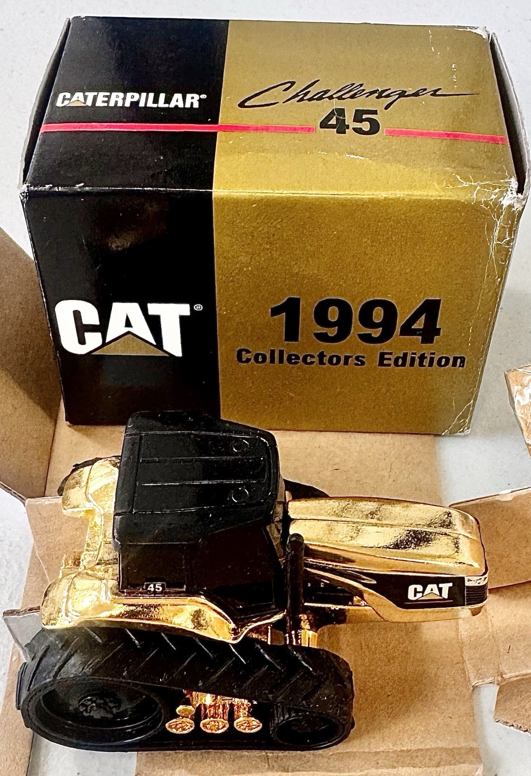 NORSCOT 1:64 CAT CATERPILLAR CHALLENGER 45 AGRICULTURAL TRACTOR GOLD RARE 1994