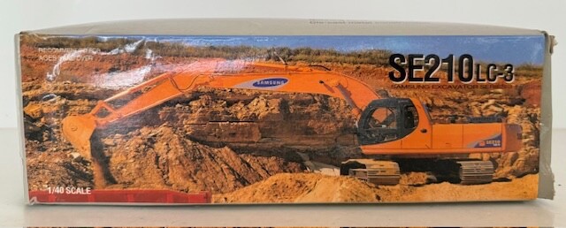 1:40 Samsung SE210 LC-3 Diecast Excavator By Clover Production 1997 – 1999 Rare