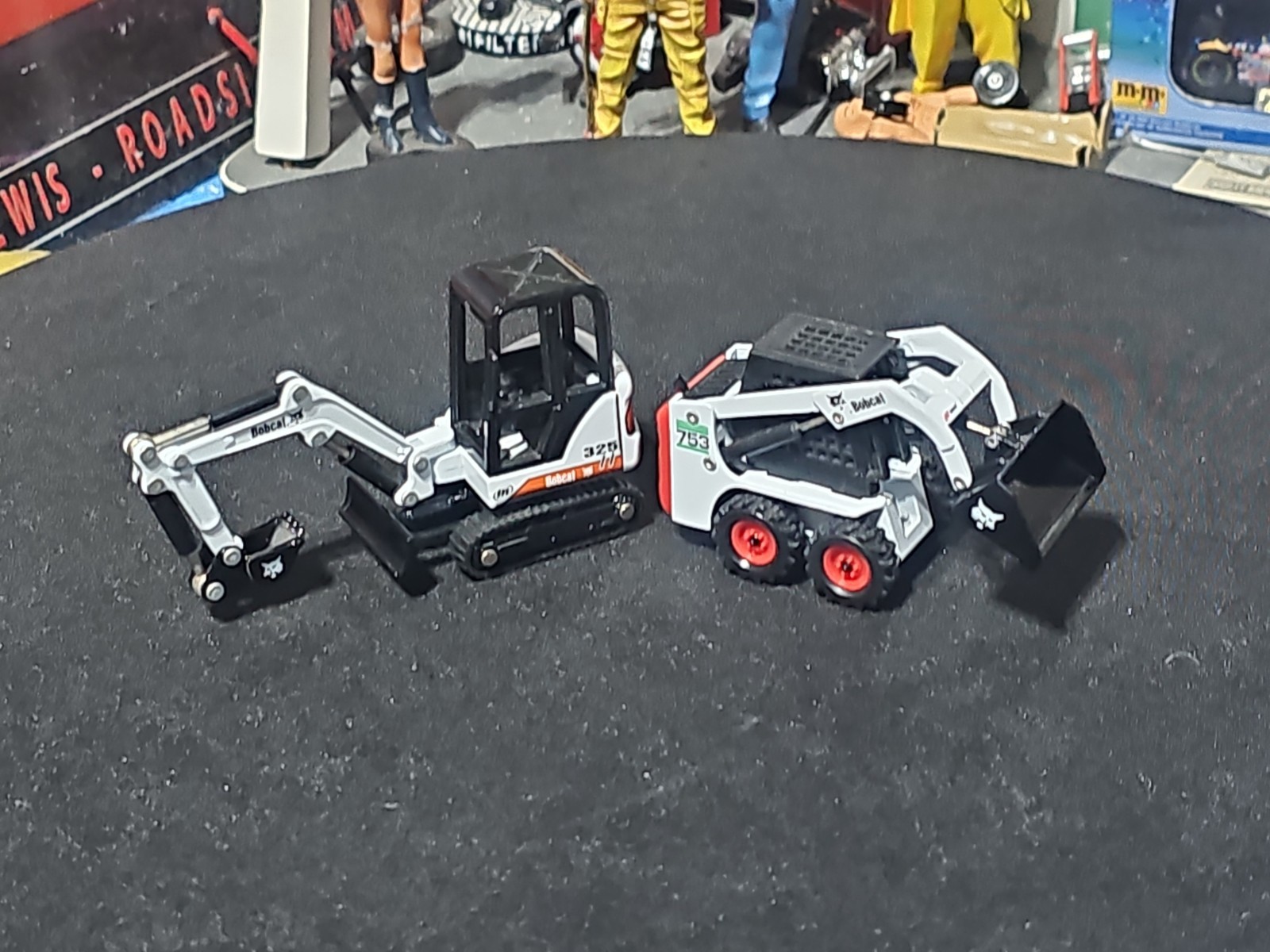 VINTAGE ERTL 1/50 Bobcat Lot OF 2 S753 Skid Steer Loader S325 Excavator NICE