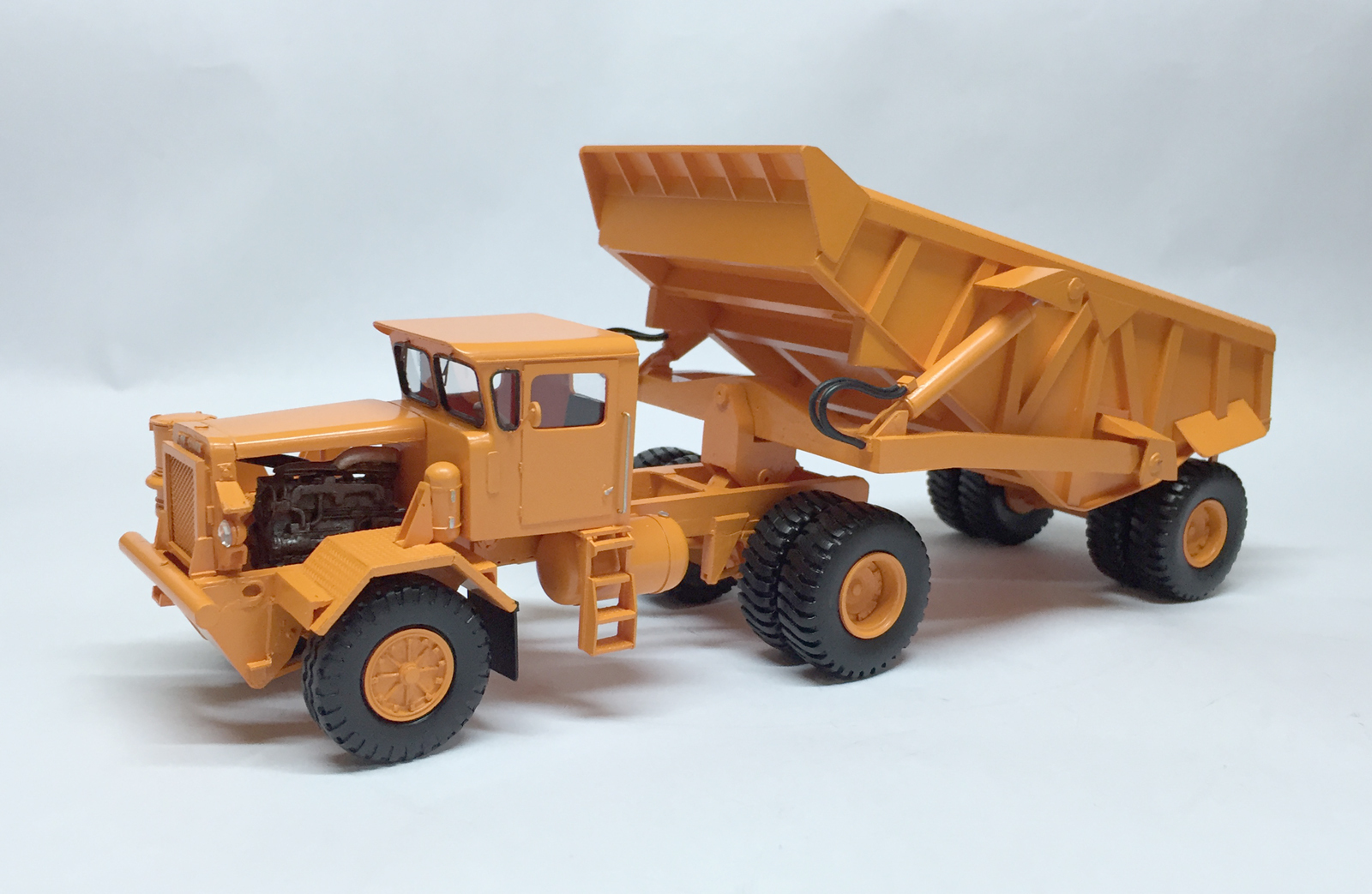 1/50 KW Dart 50 EDT/Rear Dump Trailer – High Quality Resin KIT by Fankit Models