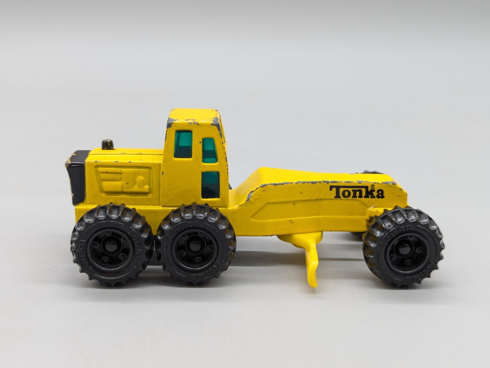 Tonka Vintage 1994 Bulldozers Excavator Loader + Road Grader Yellow 1/64