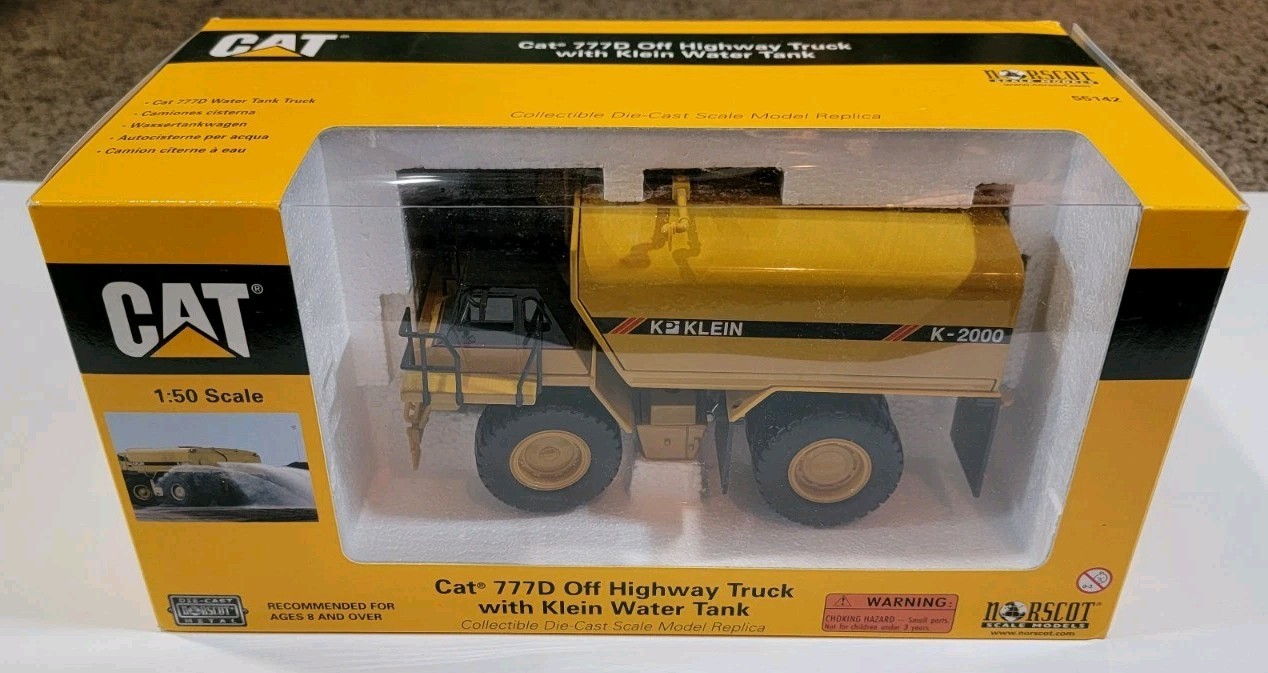 Norscot 55142 Caterpillar CAT 777D Off Highway Klein Water Truck 1:50 Scale