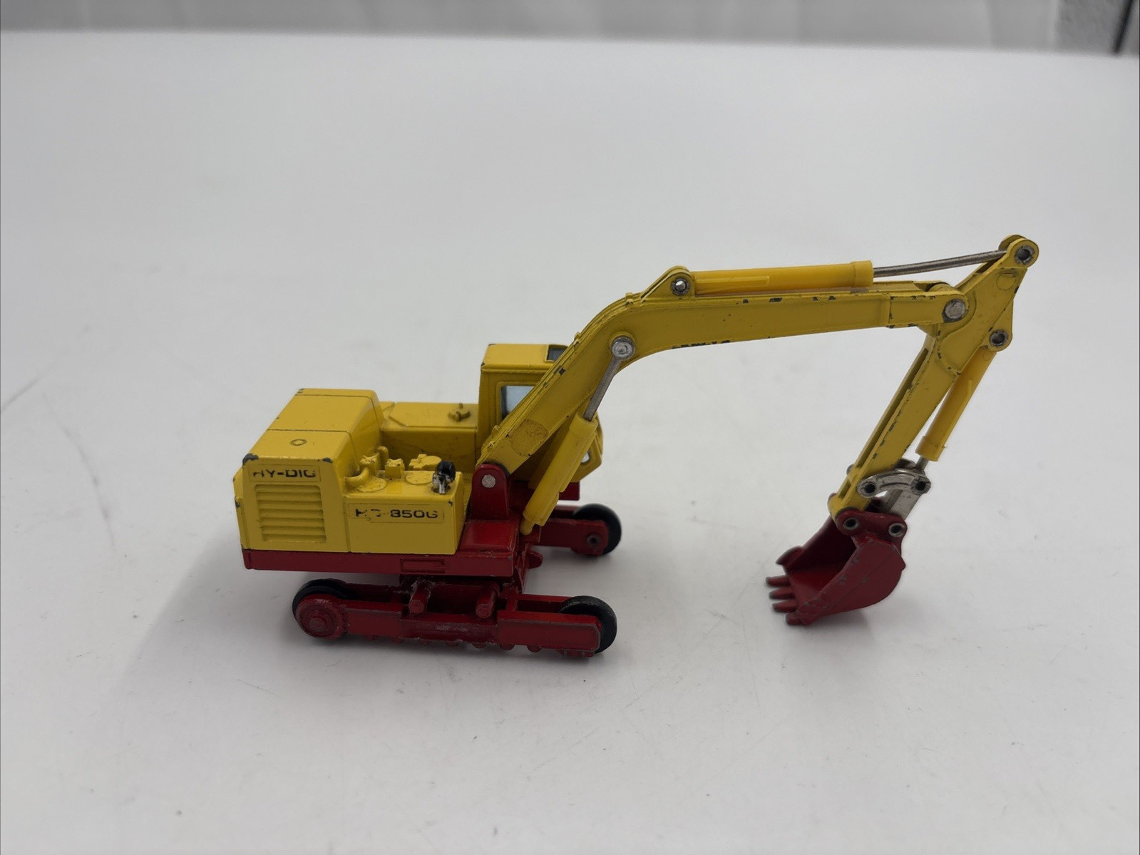 Shinsei Kato Hy-Dig Track Excavator 1:65 Scale Diecast Construction Used