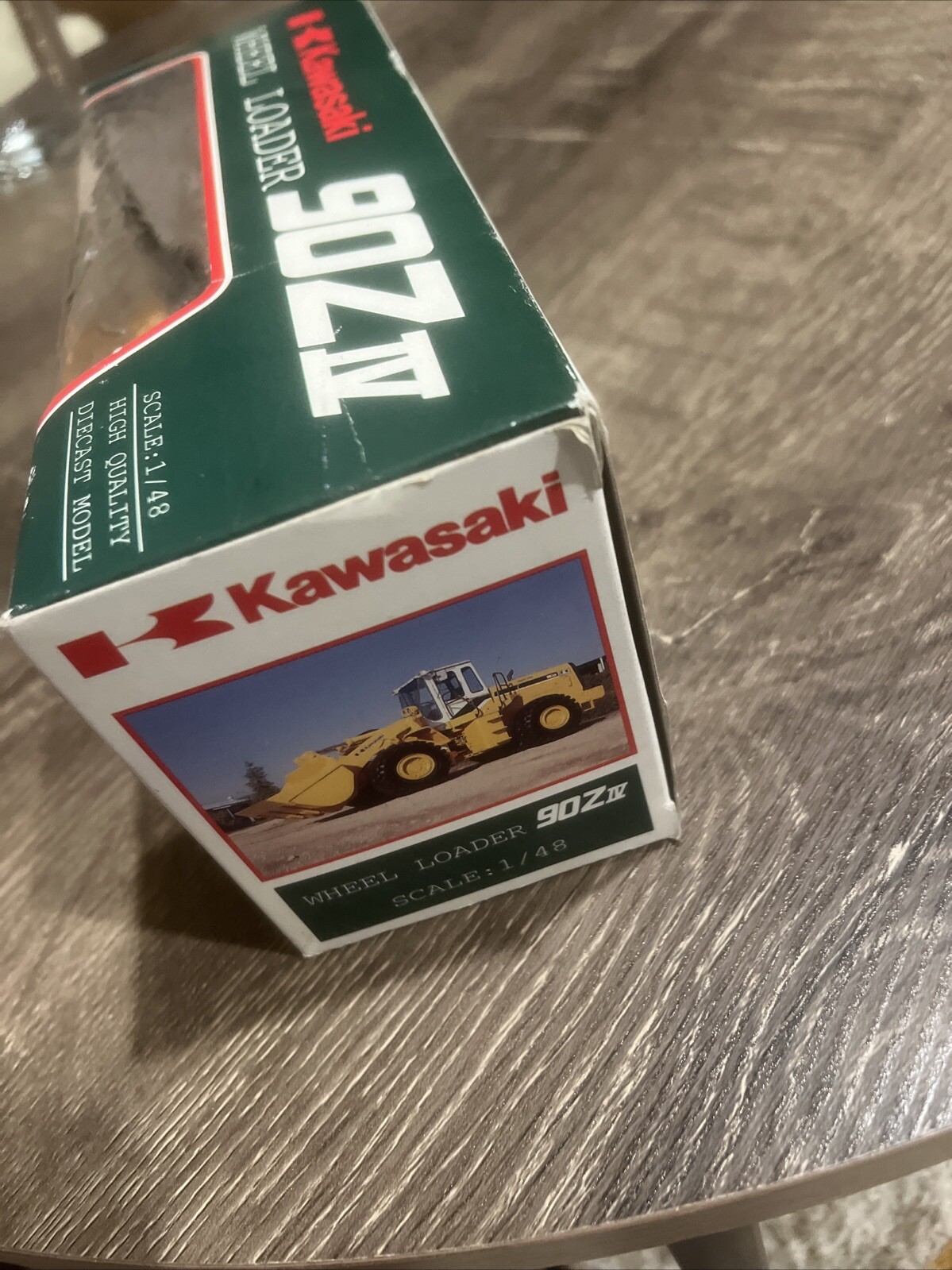1:48 Scale Diapet Kawasaki 90Z IV Wheeled Loader –