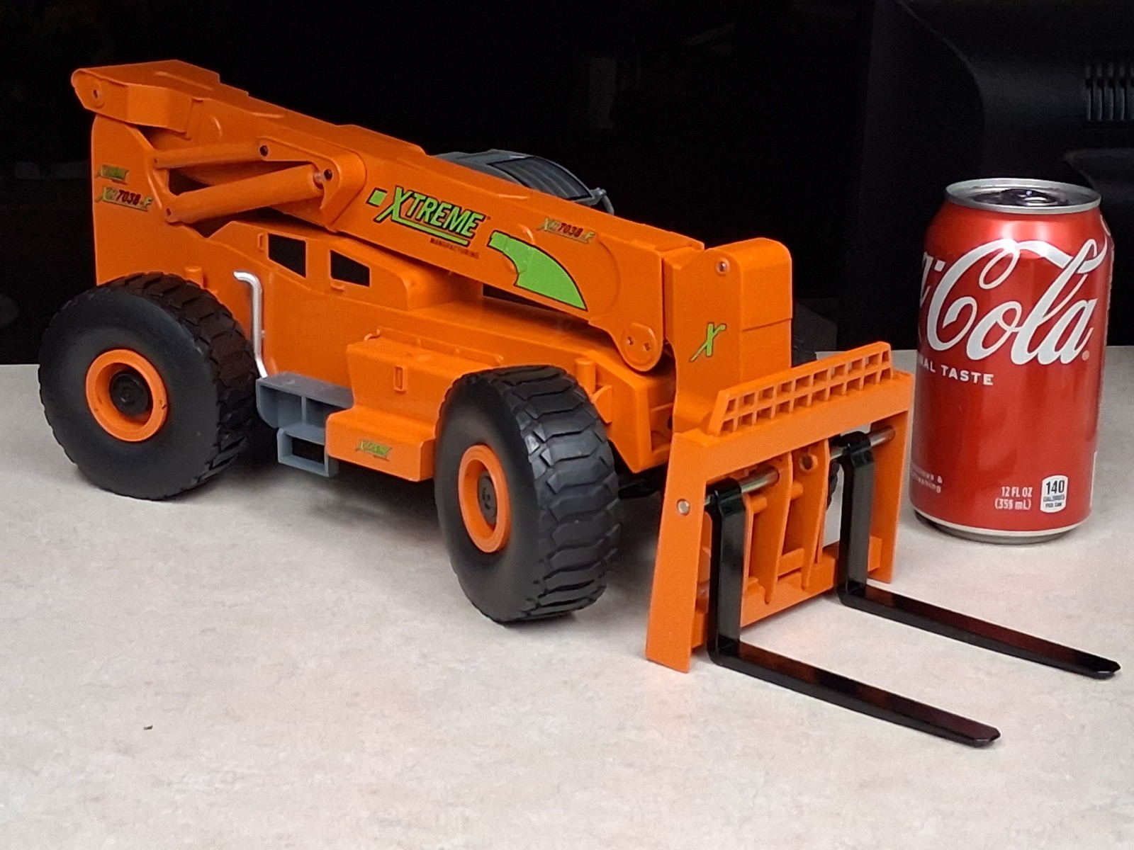 1/25 Extreme XR7038-F Telehandler Fork Lift