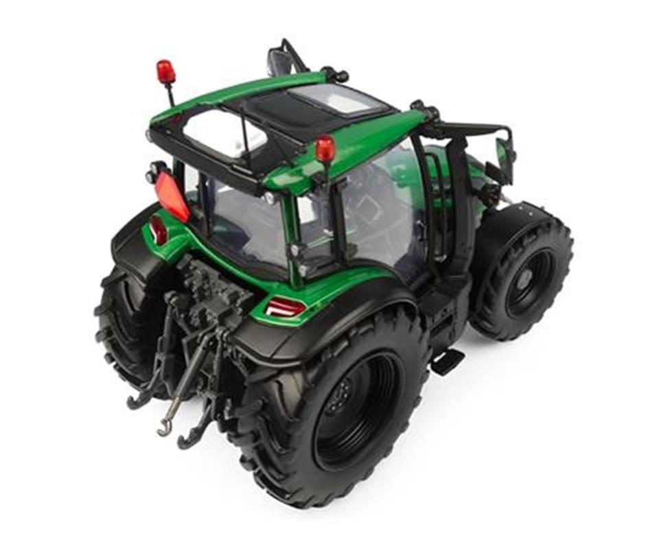 Universal Hobbies 1/32 Valtra G135 Tractor in Green #6441 📌USA📌
