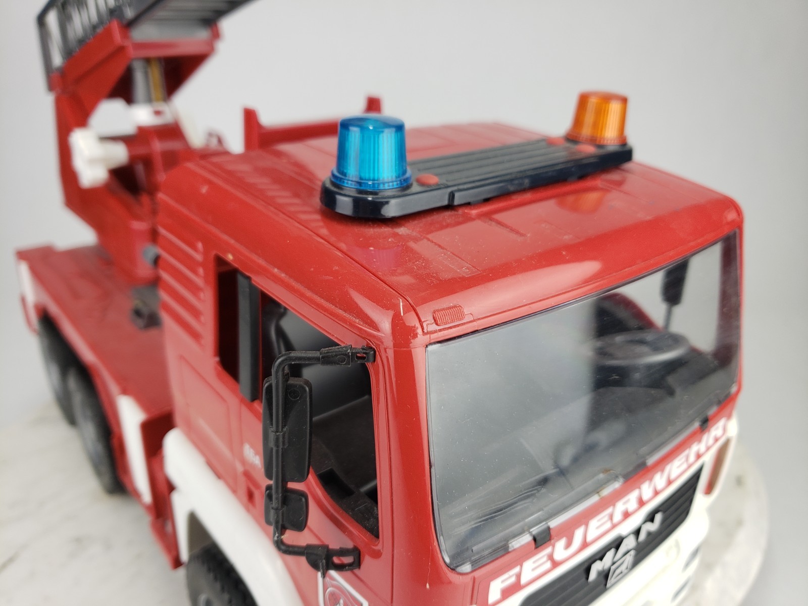 Bruder Toys Man Firetruck Ladder Hose Fire Engine Truck 2001