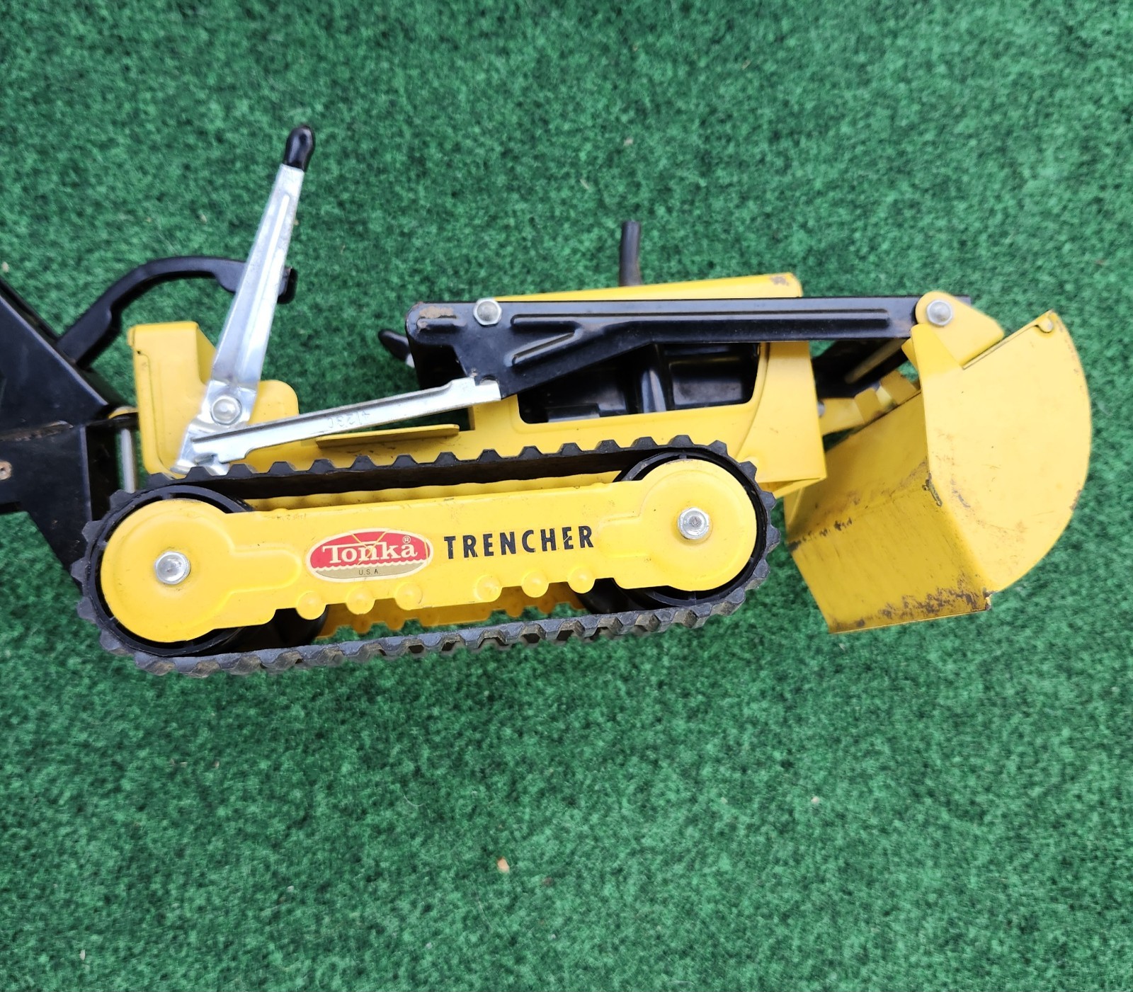 VINTAGE 1969 TONKA NO. 2534 TRENCHER DIECAST CONSTRUCTION TOY IN BOX GREAT SHAPE