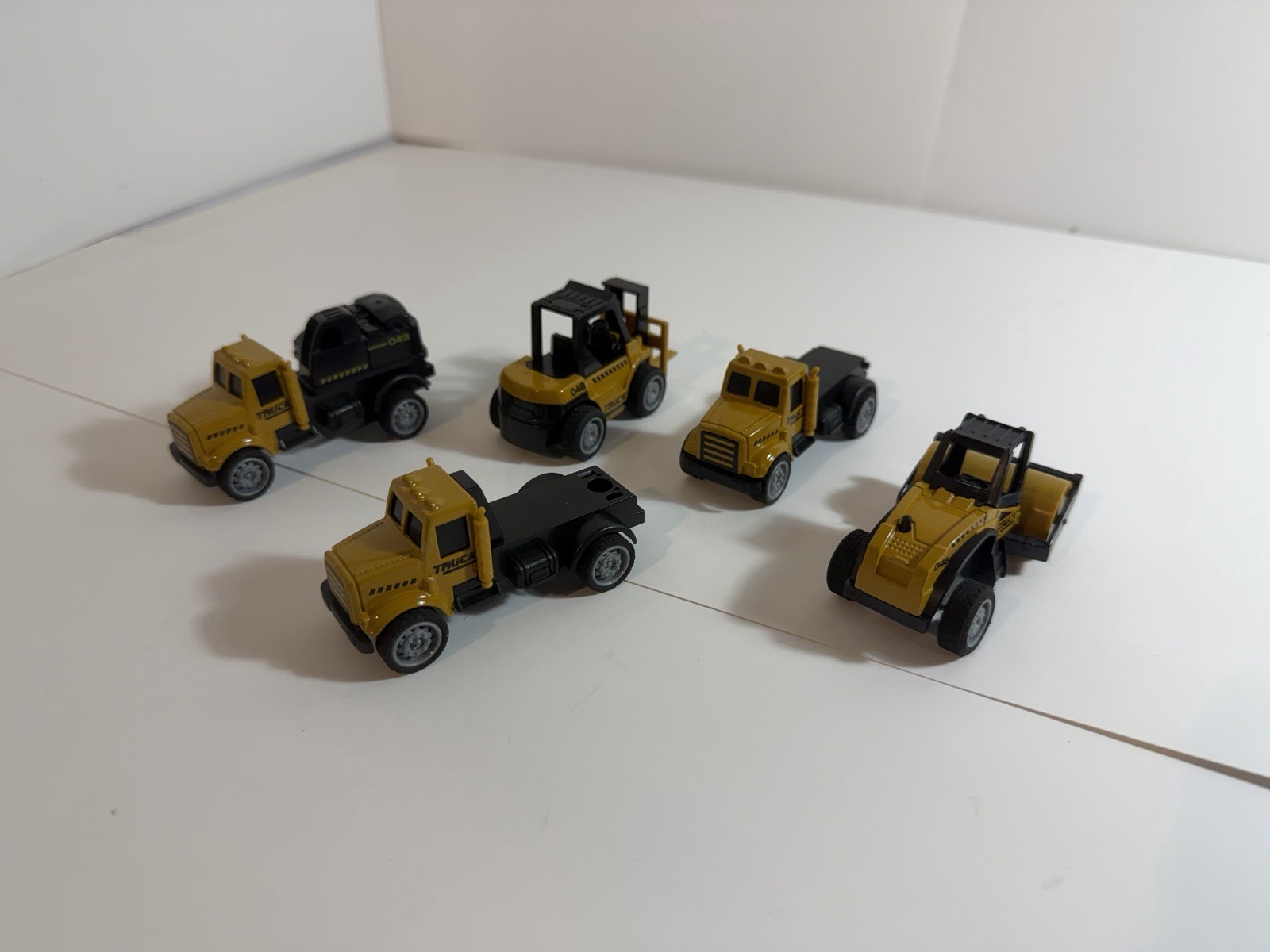 Lot of 5 Construction Vehicles Forklift Roller Dump Truck Cement Mixer Toy