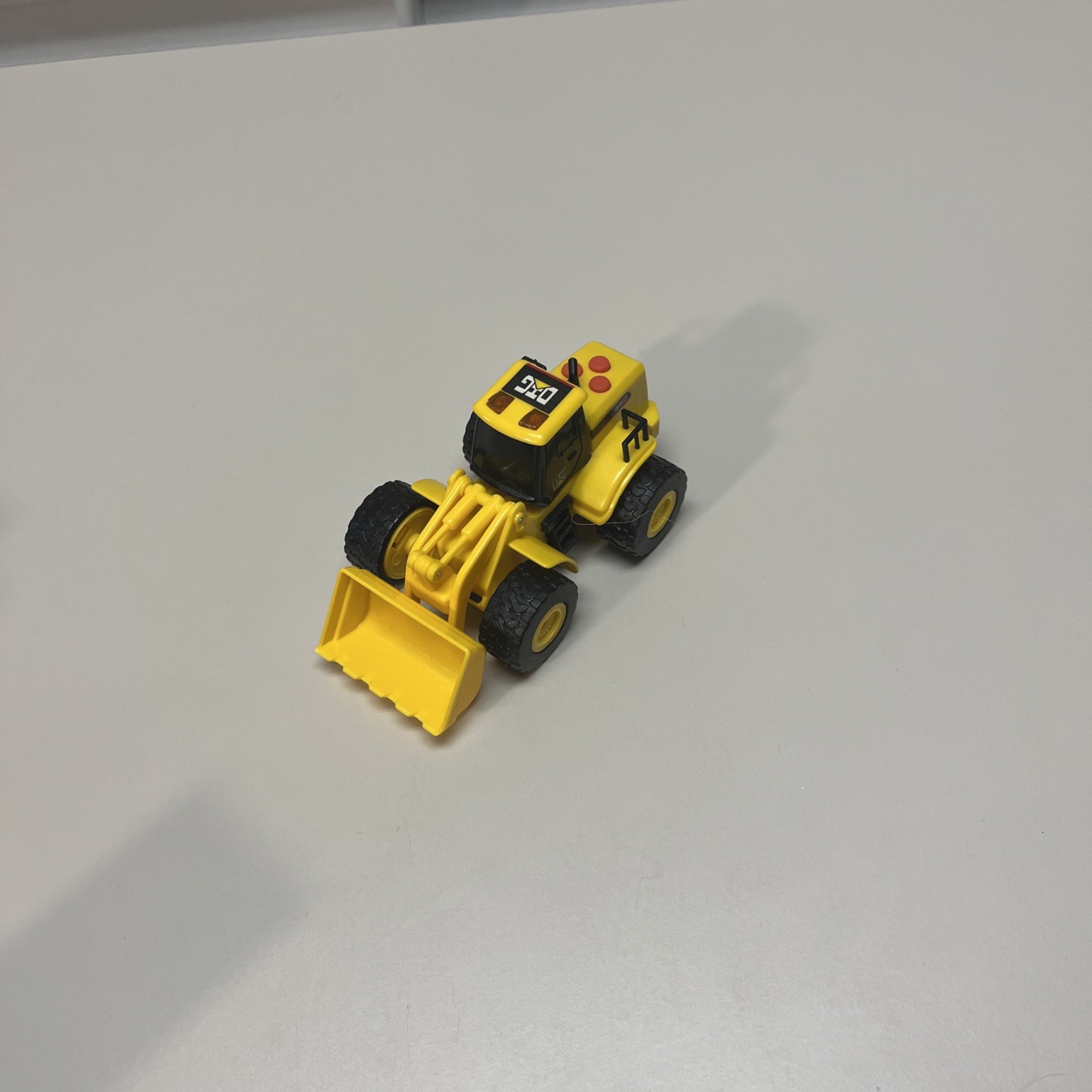 Plastic Set Of 4 Construction Variety Trucks W/ 1 Dino Digger! Christmas Gifts