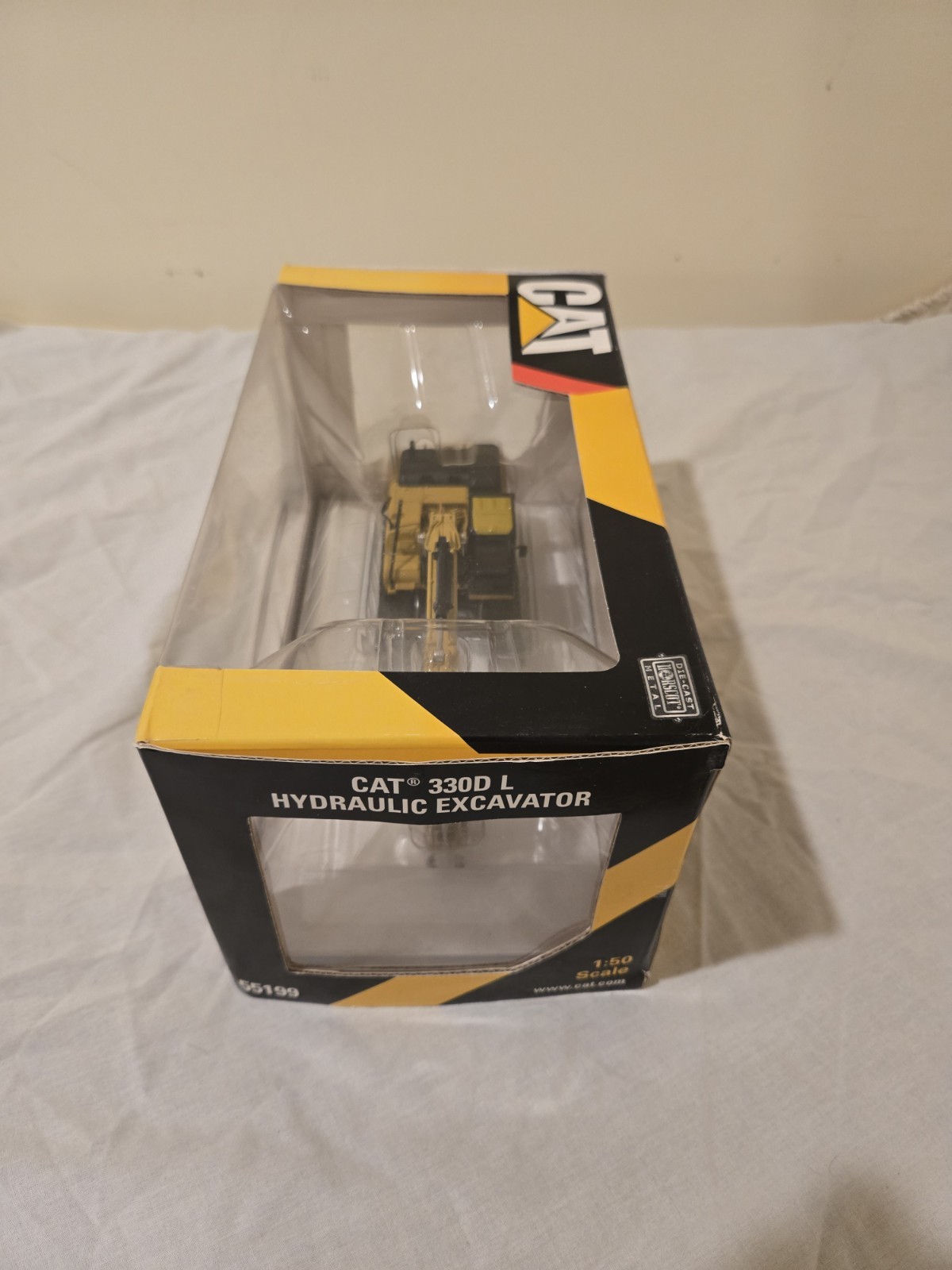 Norscot 55199 Cat 330D L Hydraulic Excavator Collectible Die Cast 1:50