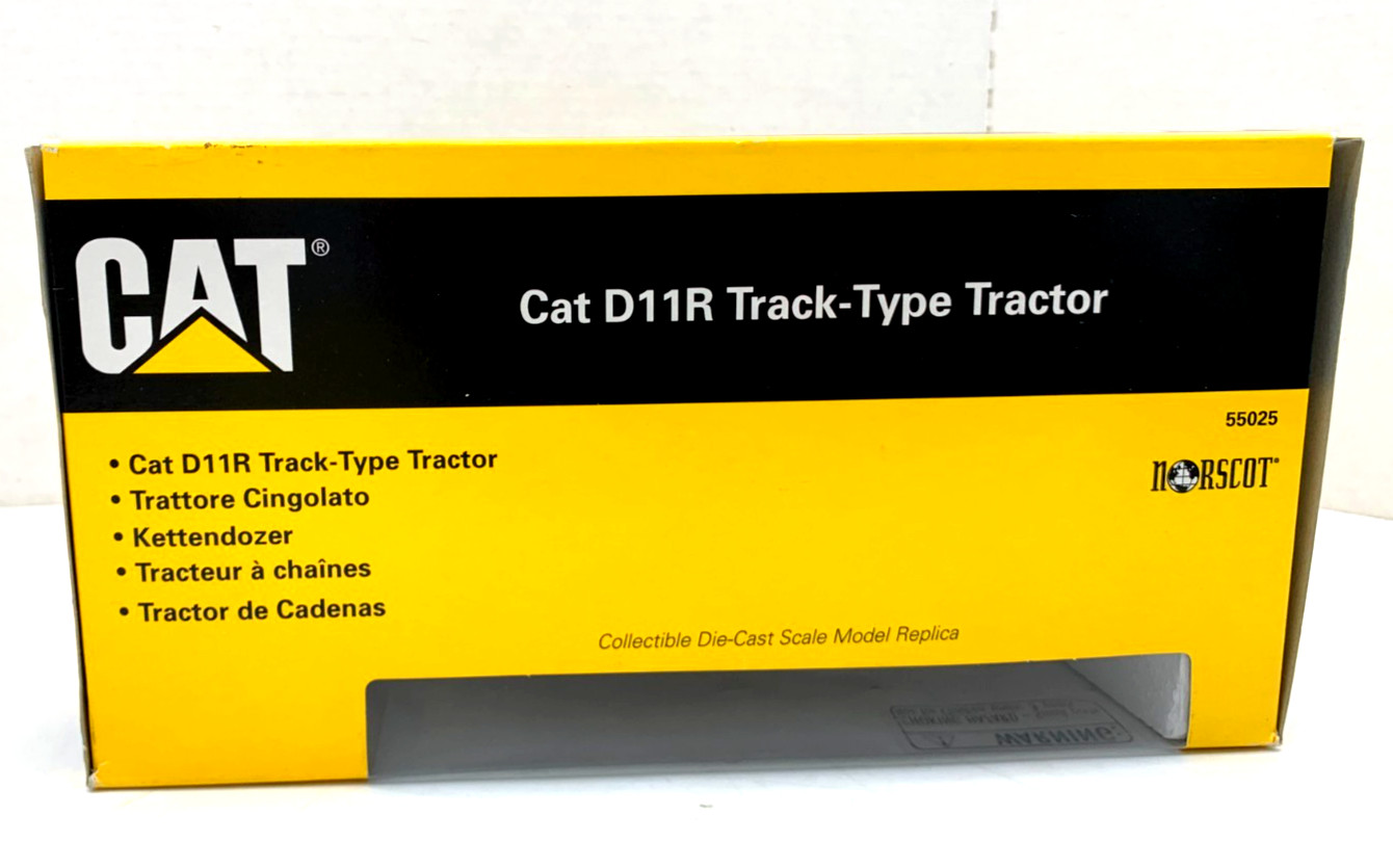 1999 Norscot Cat D11R Track-Type Tractor Die-Cast 1/50 Scale