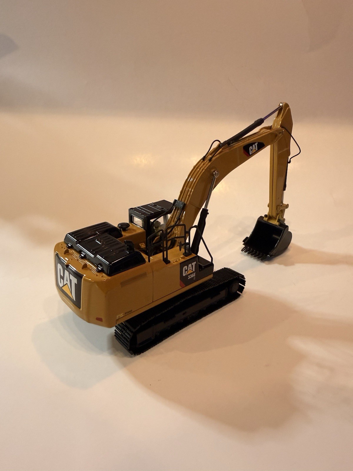 1/50 CAT 336E H Excavator High Line Series Diecast Masters 85279 Diecast Model