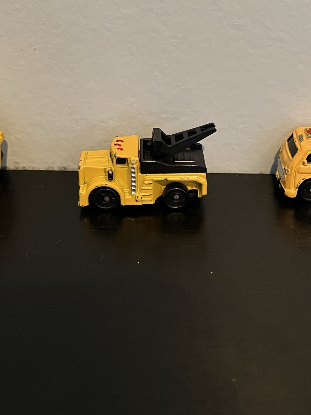 Construction Vehicle Lot Of 10 – Diecast Cement Truck Loader Digger Crane Toy