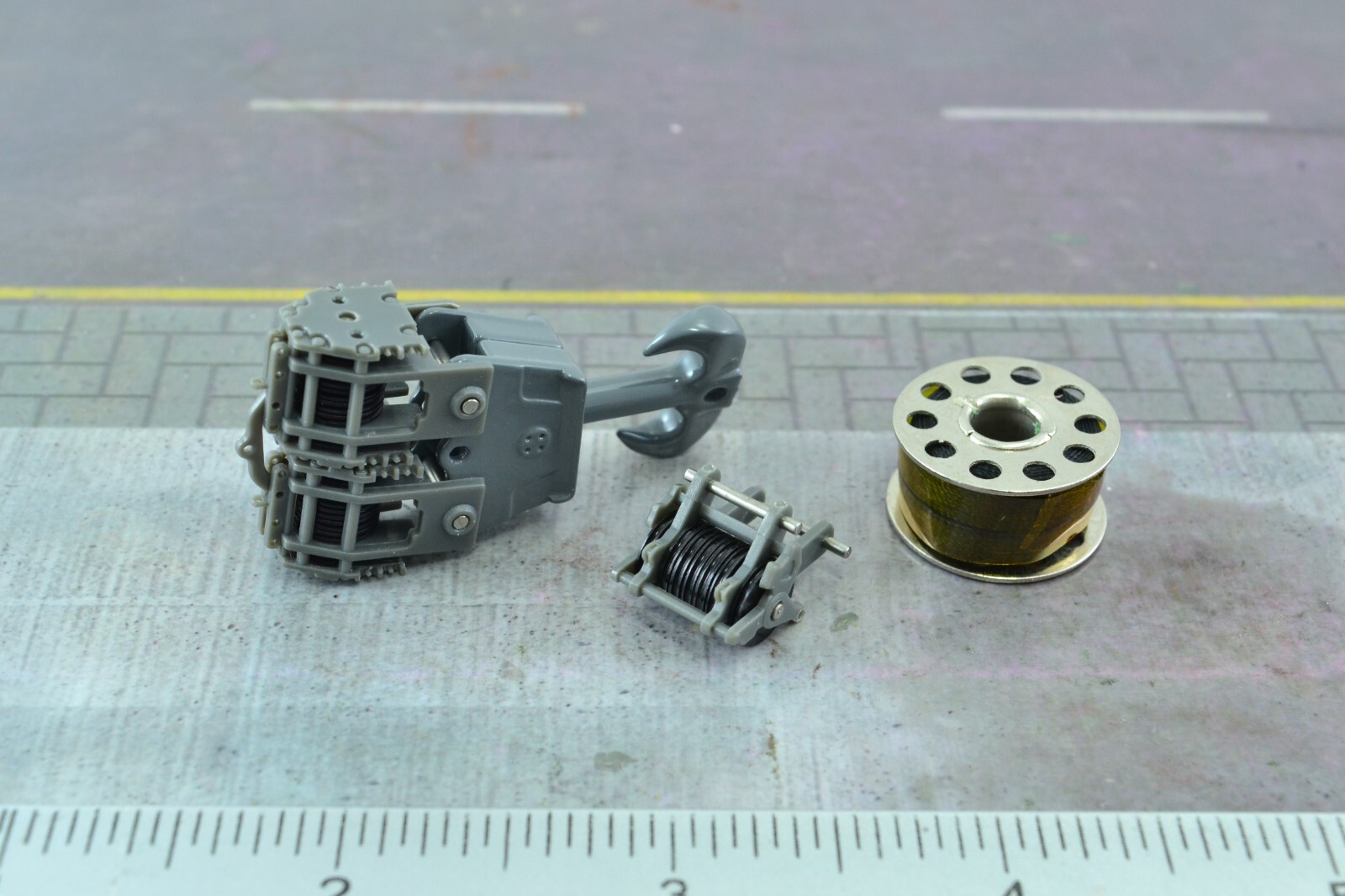 Herpa Hook Block Sheaves Roller Package for Crawler Crane Liebherr 1600 1:87 (L)