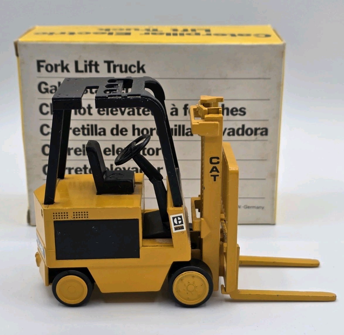NZG Caterpillar M50B Electric Lift Truck Forklift 1:25 Diecast #225 – W Germany