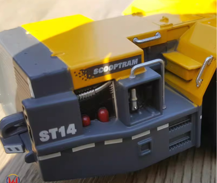 1:50 Atlas copco Tunnel Scraper Loader Construction Machinery Diecast Model