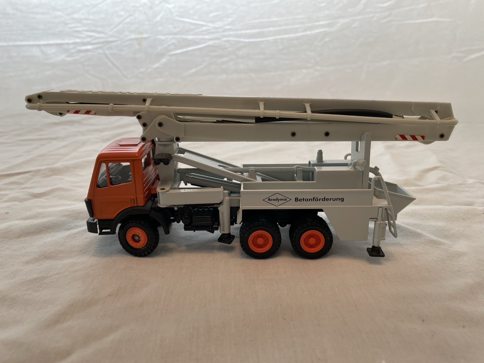 Conrad No. 3080 Mercedes Benz Readymix Concrete Pumper