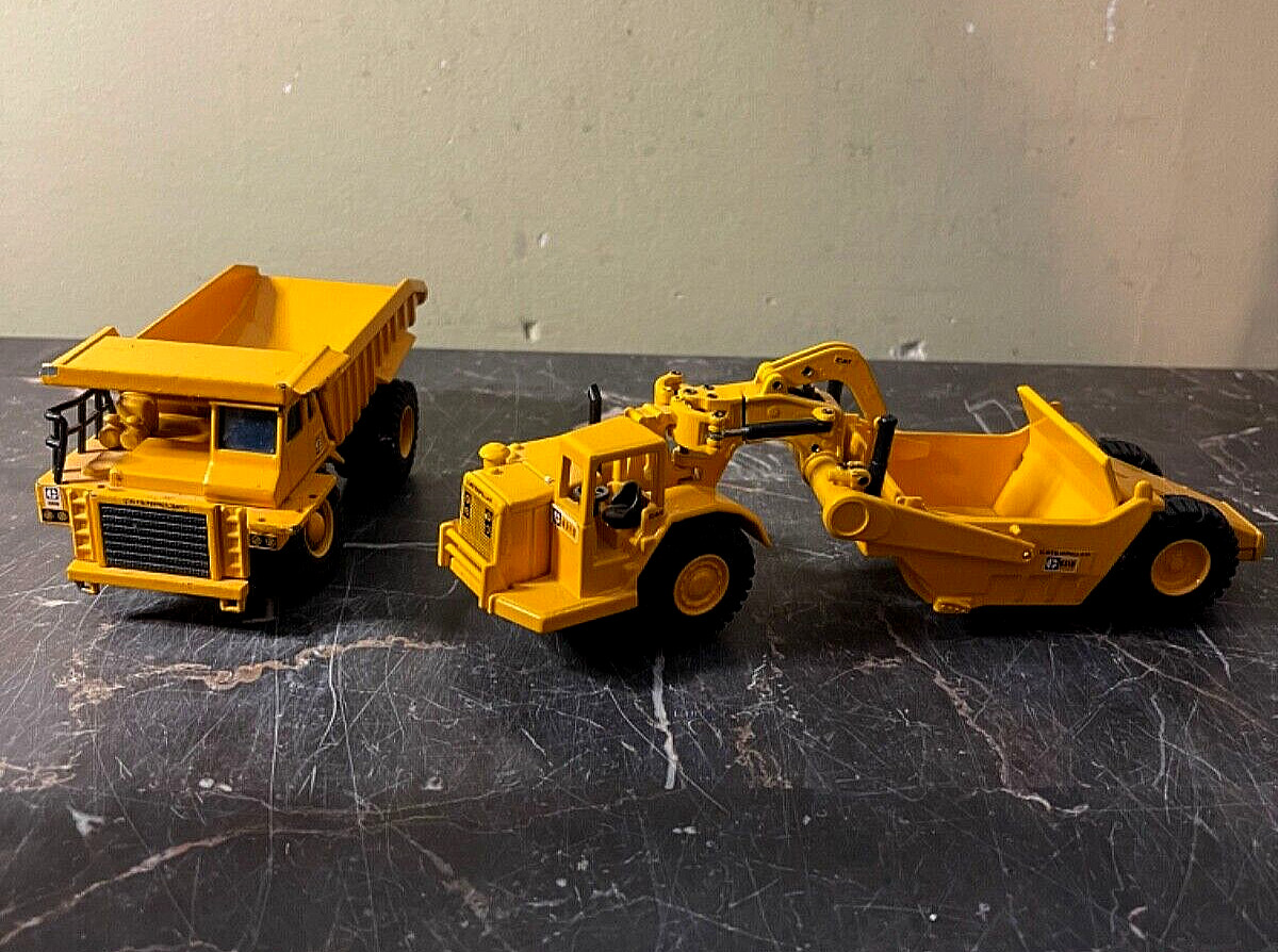 JOAL 773B Caterpillar Dump Truck and 219 Caterpillar Earth Scraper No Box