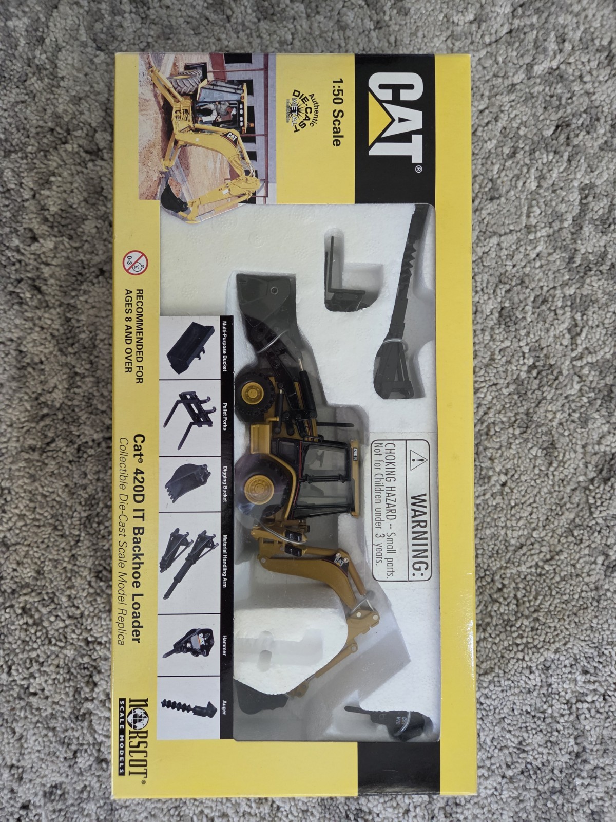Caterpillar Cat 420D IT Backhoe Loader-Norscot 1:50 Scale Model #55061 Open Box