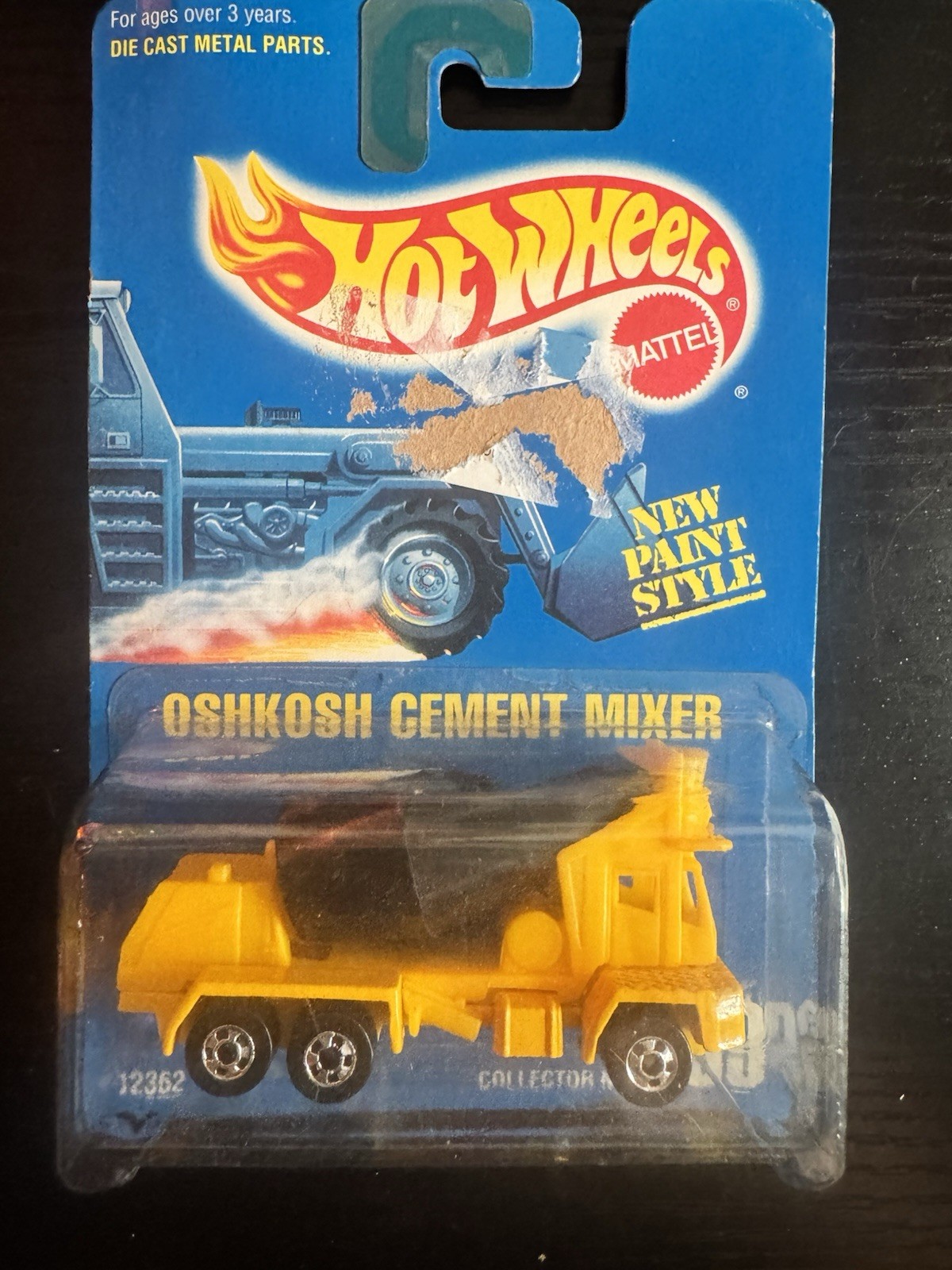 Hot Wheels Oshkosh Cement Mixer Diecast Yellow Black Truck 1991 Collector 12362