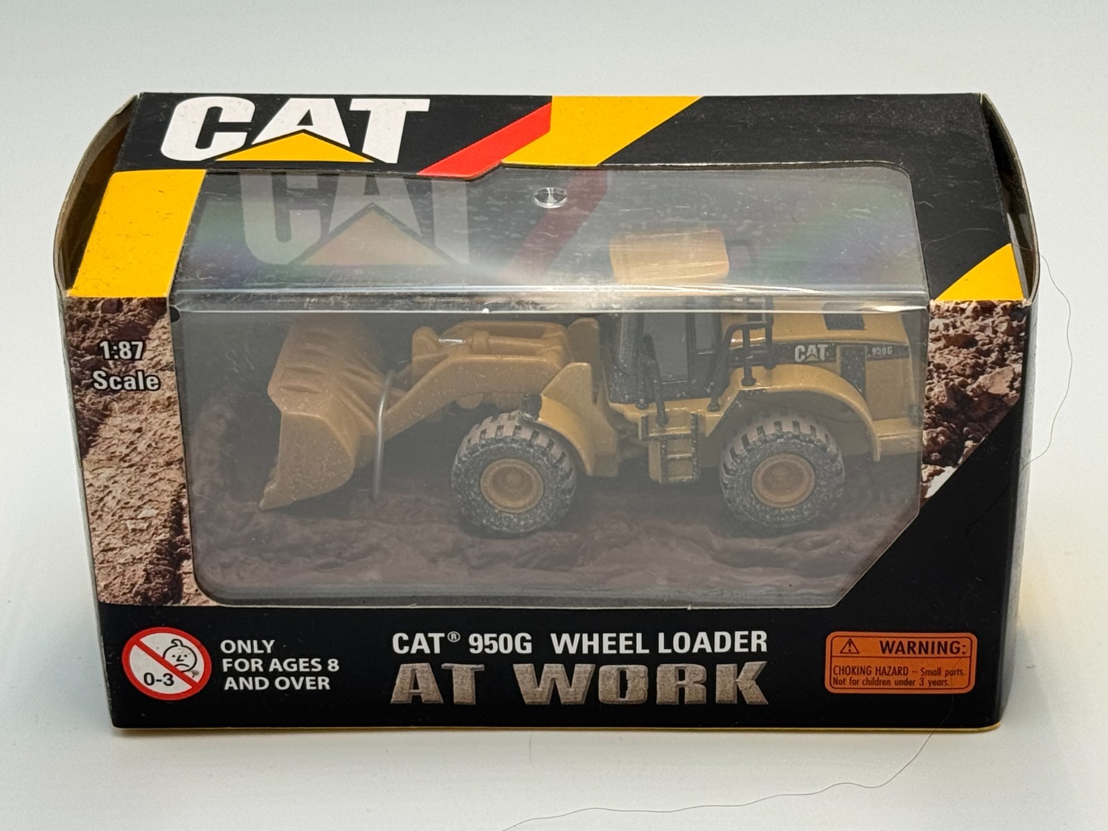 NORSCOT 1:87 HO SCALE CAT 950G WHEEL LOADER – AT WORK – 55435