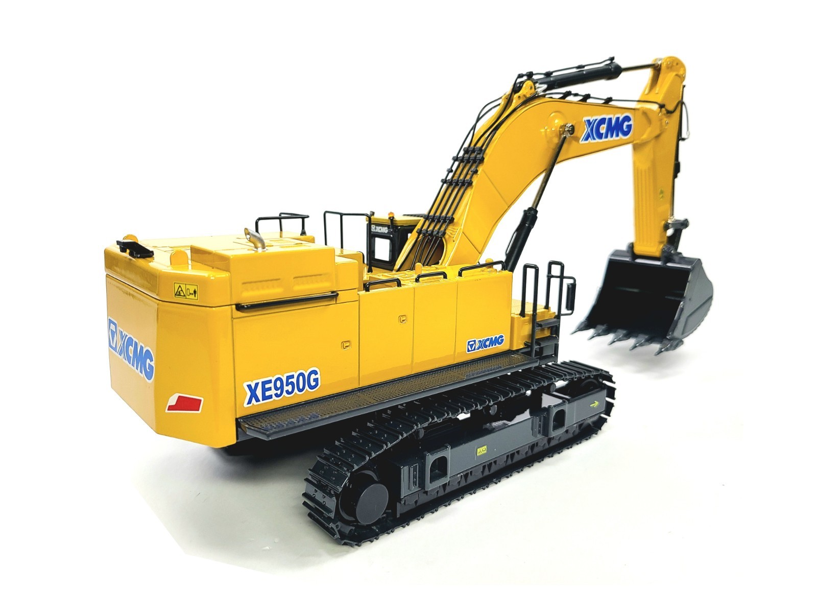 XCMG XE950G Excavator – China 1:35 Scale Diecast Model New
