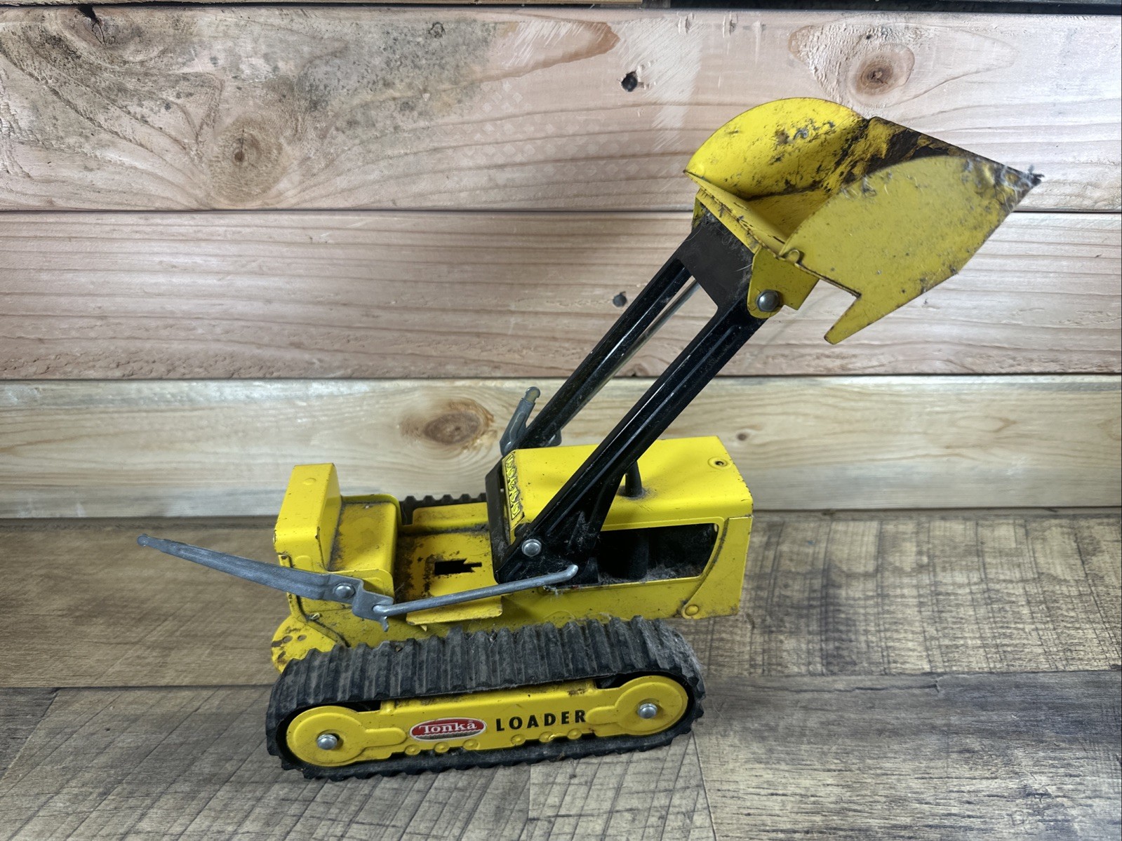 Vintage Tonka #352 Pressed Steel Yellow Loader