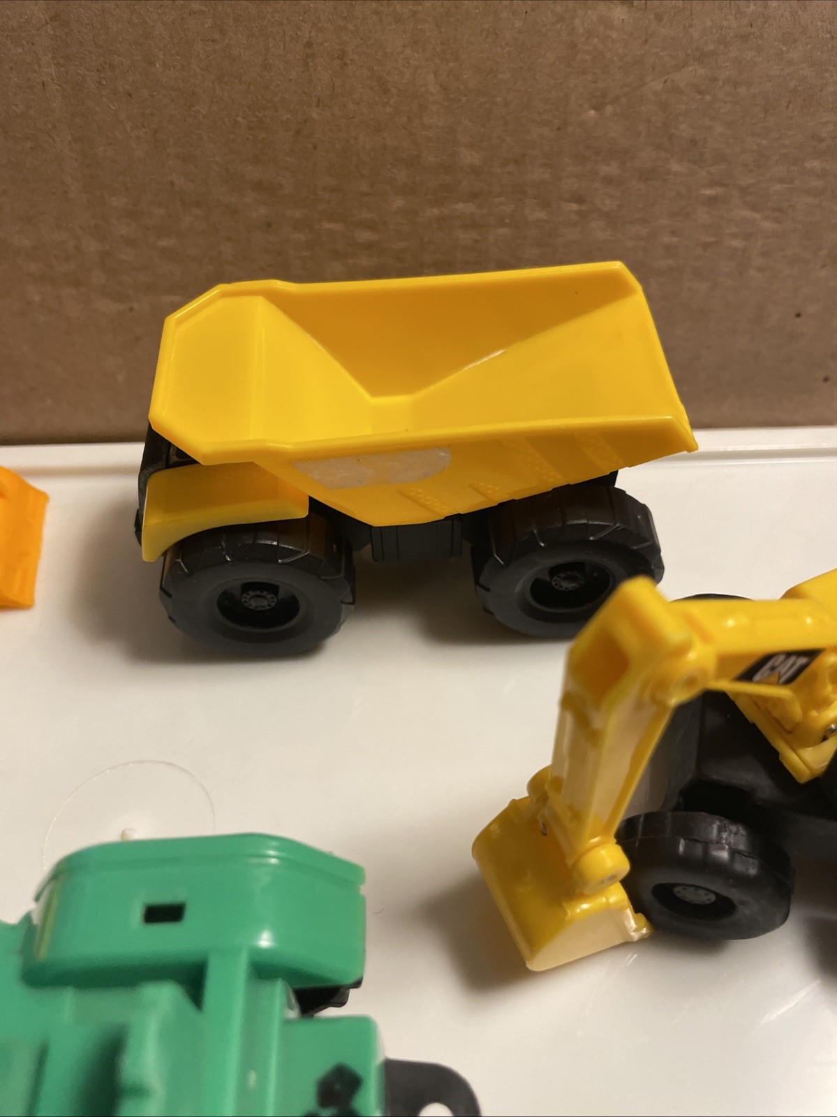 Construction Vehicles Plastic Tractor Excavator Dump Truck Lot of 5 A1