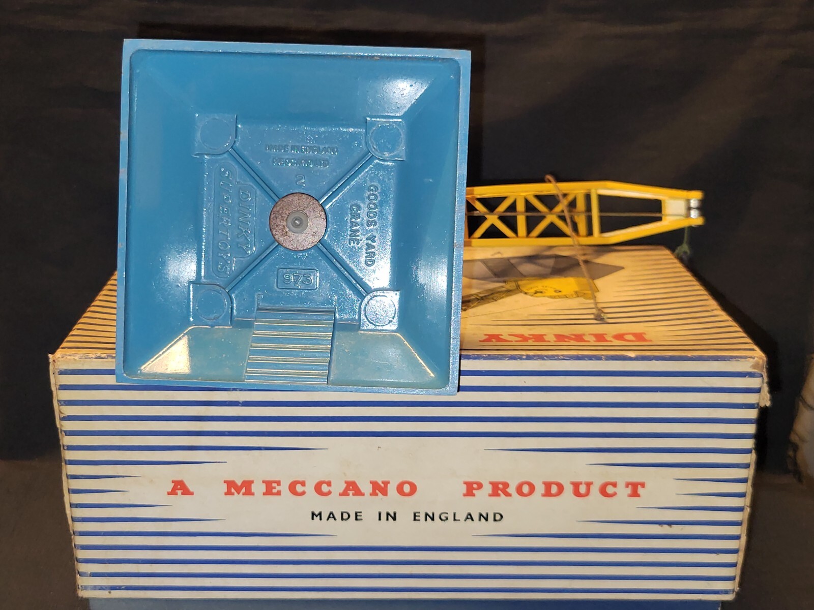 VINTAGE OLD CAST IRON 973 GOODS YARDS CRANE DINKY SUPERTOYS ENGLAND MECCANO 1950