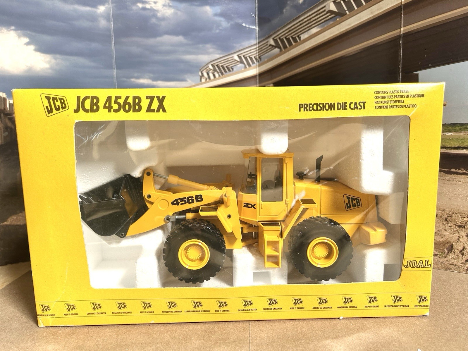 Joal Precision Die Cast 1/35 JCB 456B XZ Loader w/Original Box (Ref. No 260)