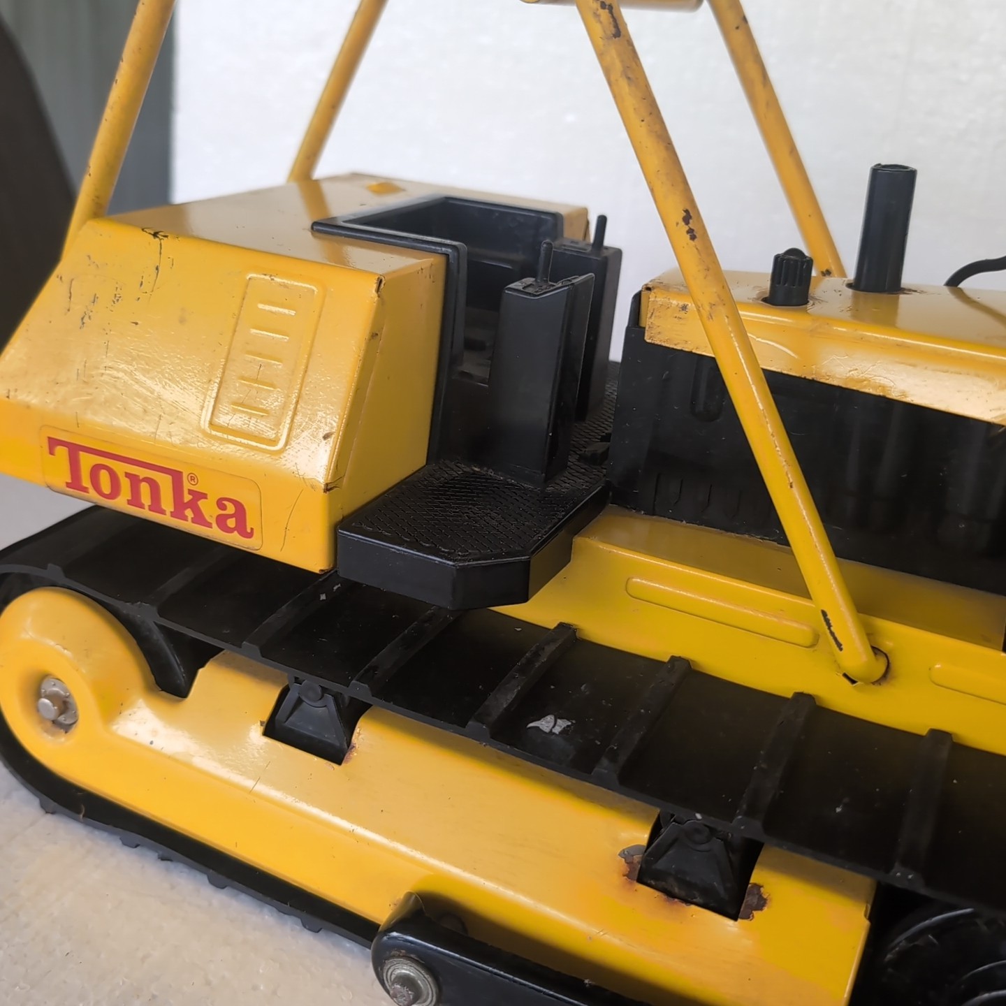 Vintage Tonka T9 Bulldozer