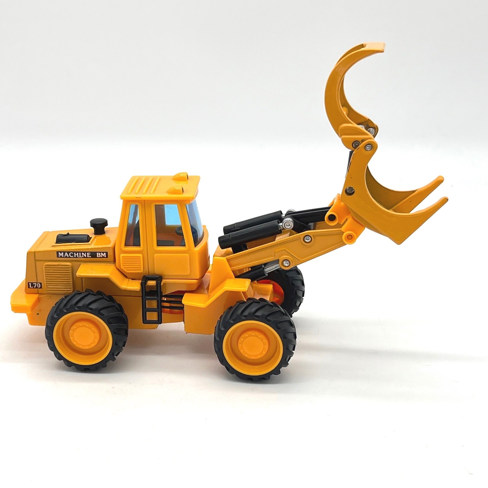 Welly Machine BM L70 Log Loader Diecast Construction Vehicle Yellow No. 9280