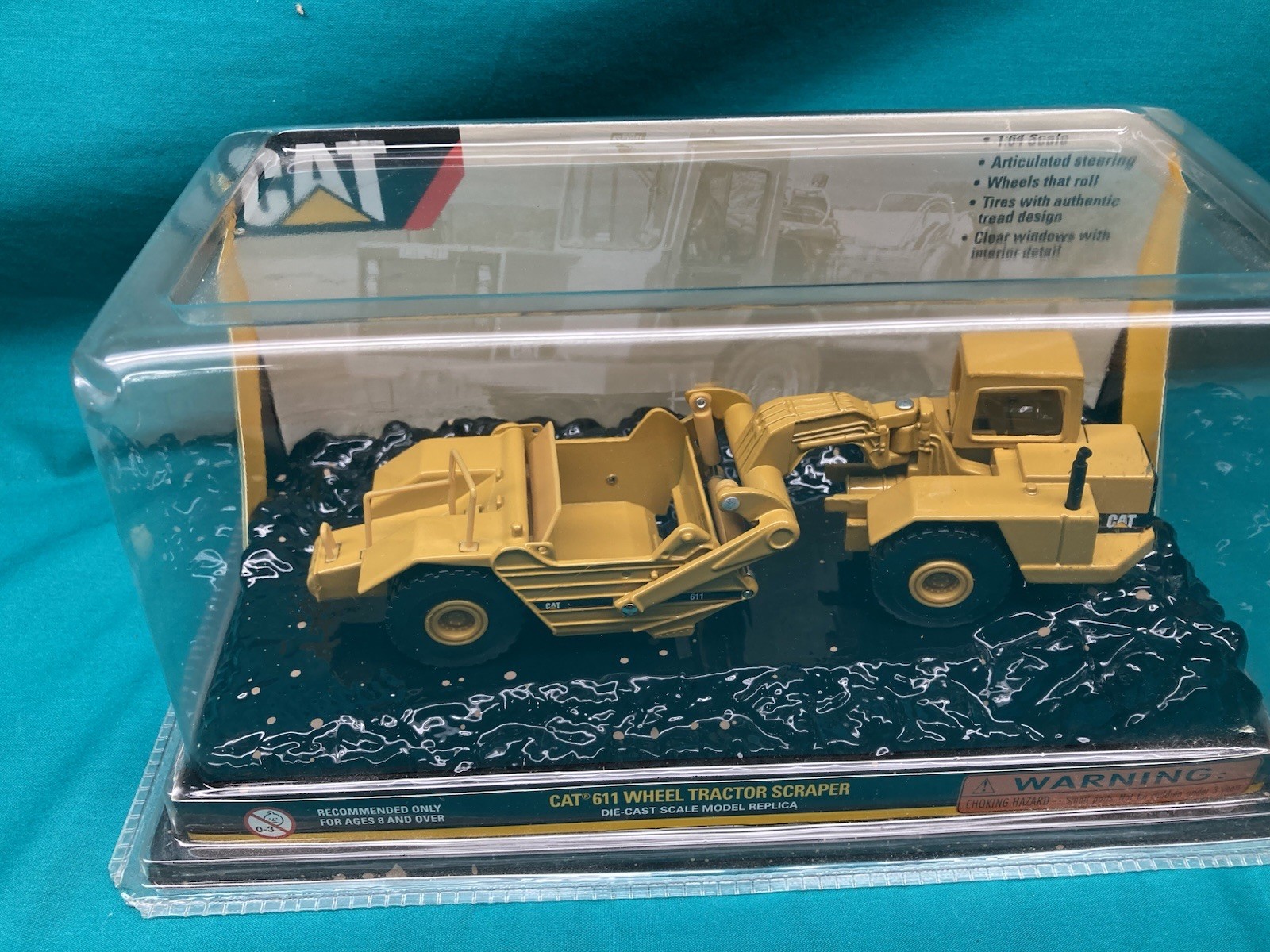 Norscot 1:64 Cat 611 Wheel Tractor Scraper 55303 new in package