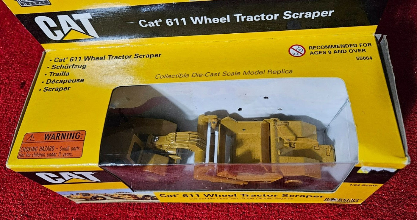 Caterpillar Cat Wheel Tractor 611 Scraper 1:64 Scale Diecast Masters