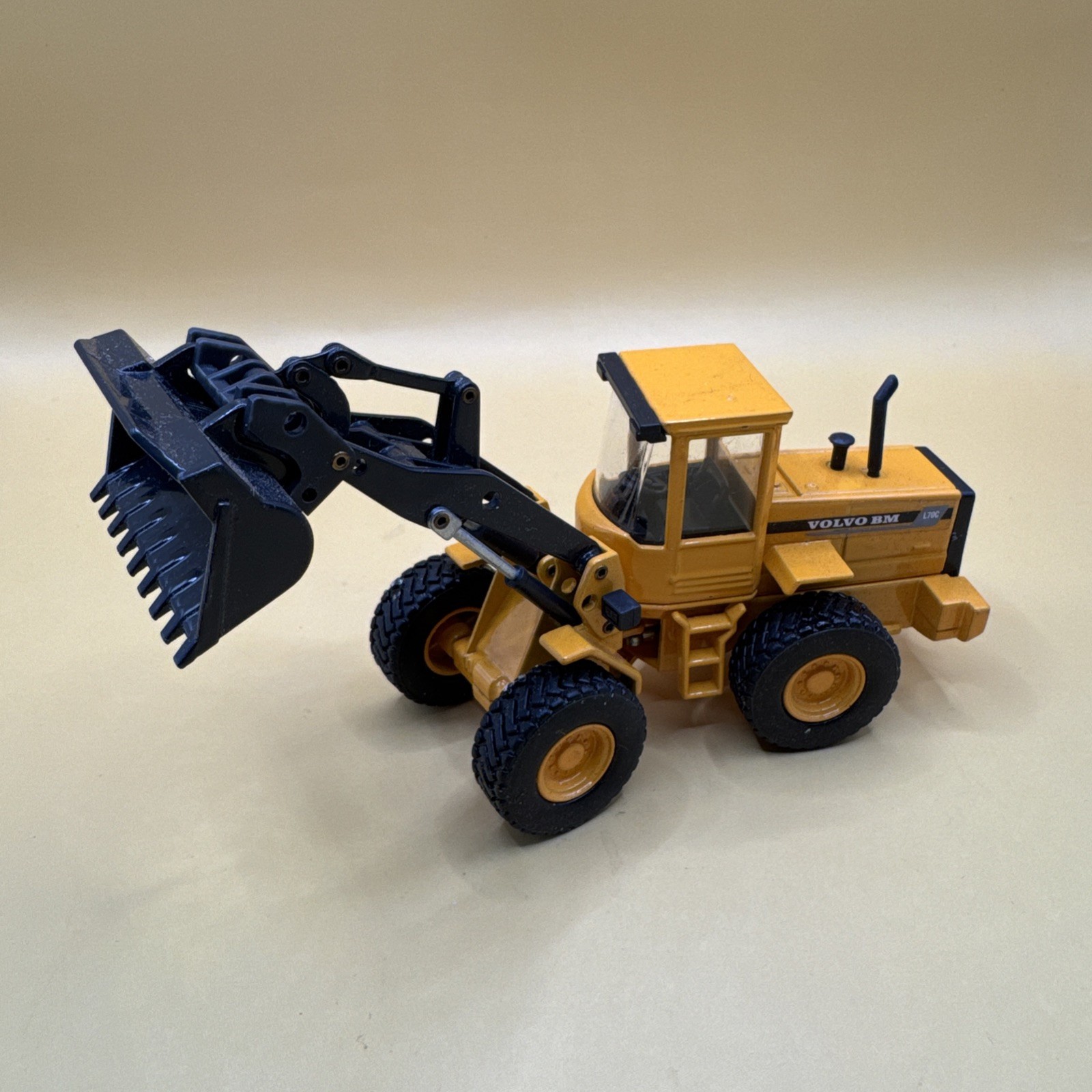 Joal Compact Volvo BML70C Ref. 181 1:50 Scale Diecast Metal, For Ages 14 & Up