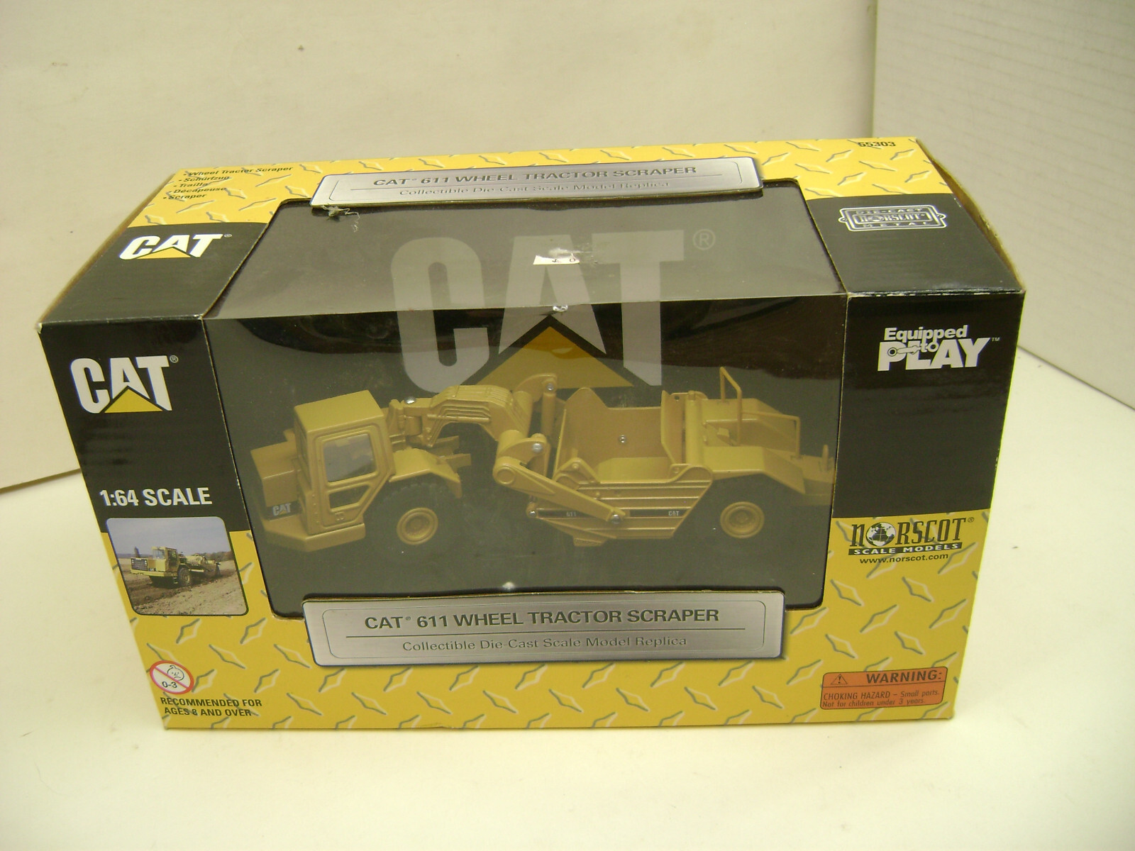 2005 NORSCOT 1:64 CAT 611 WHEEL TRACTOR SCRAPER 55303 NEW IN BOX