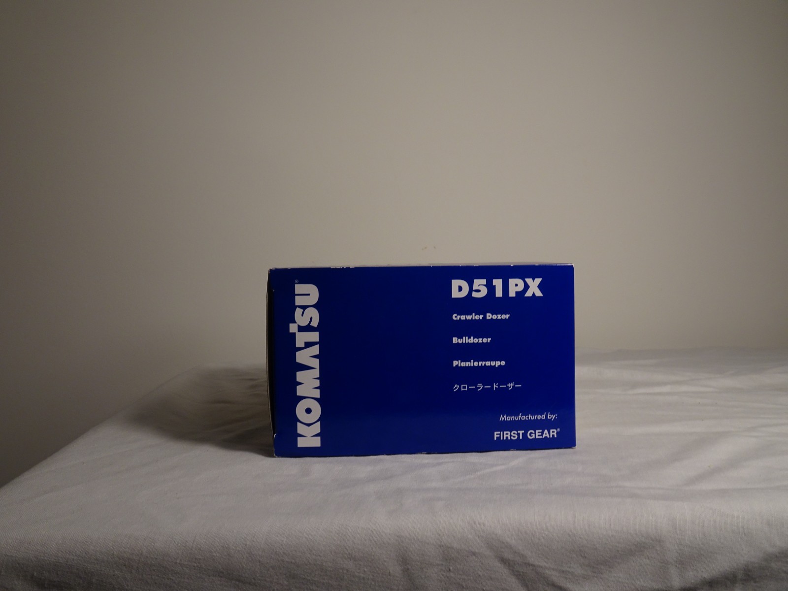 KOMATSU D51PX CRAWLER DOZER First 1st Gear 1:50 scale