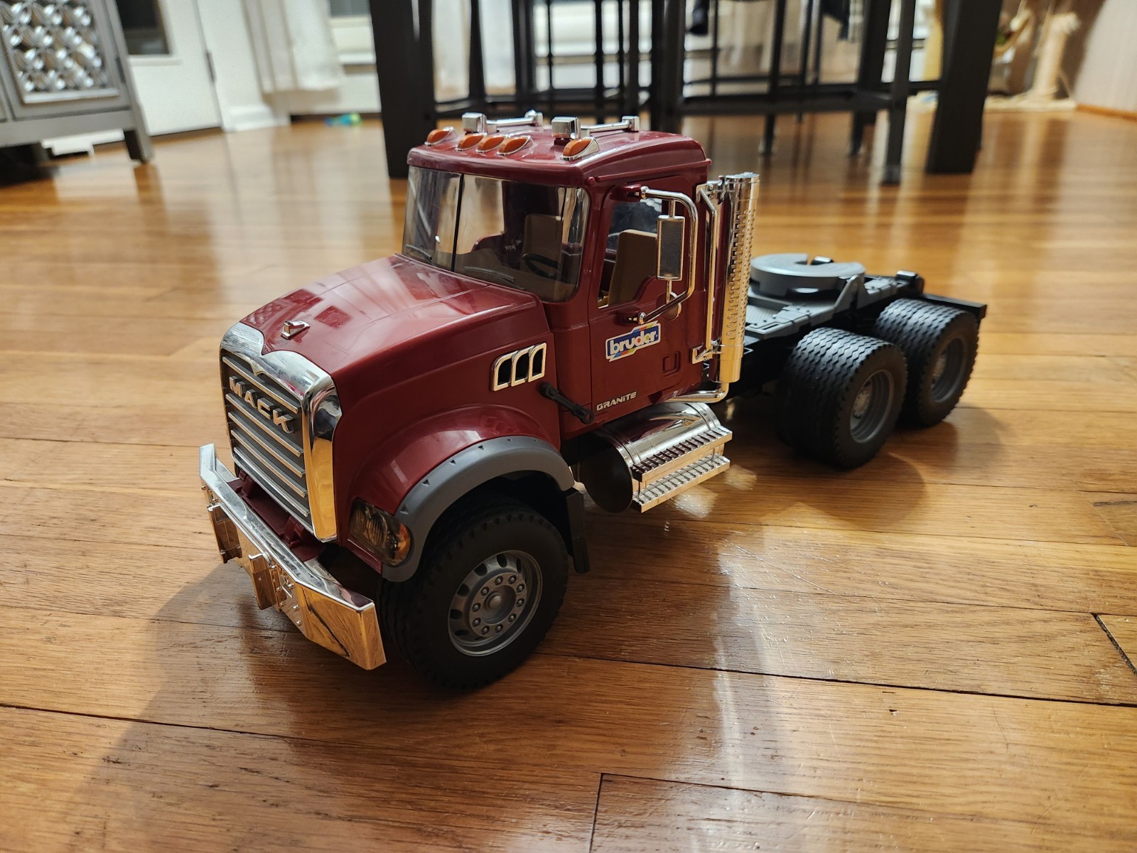 BRUDER Mack Granite Truck Semi Cab 1:16 2007 Made in Germany Tractor Trailer