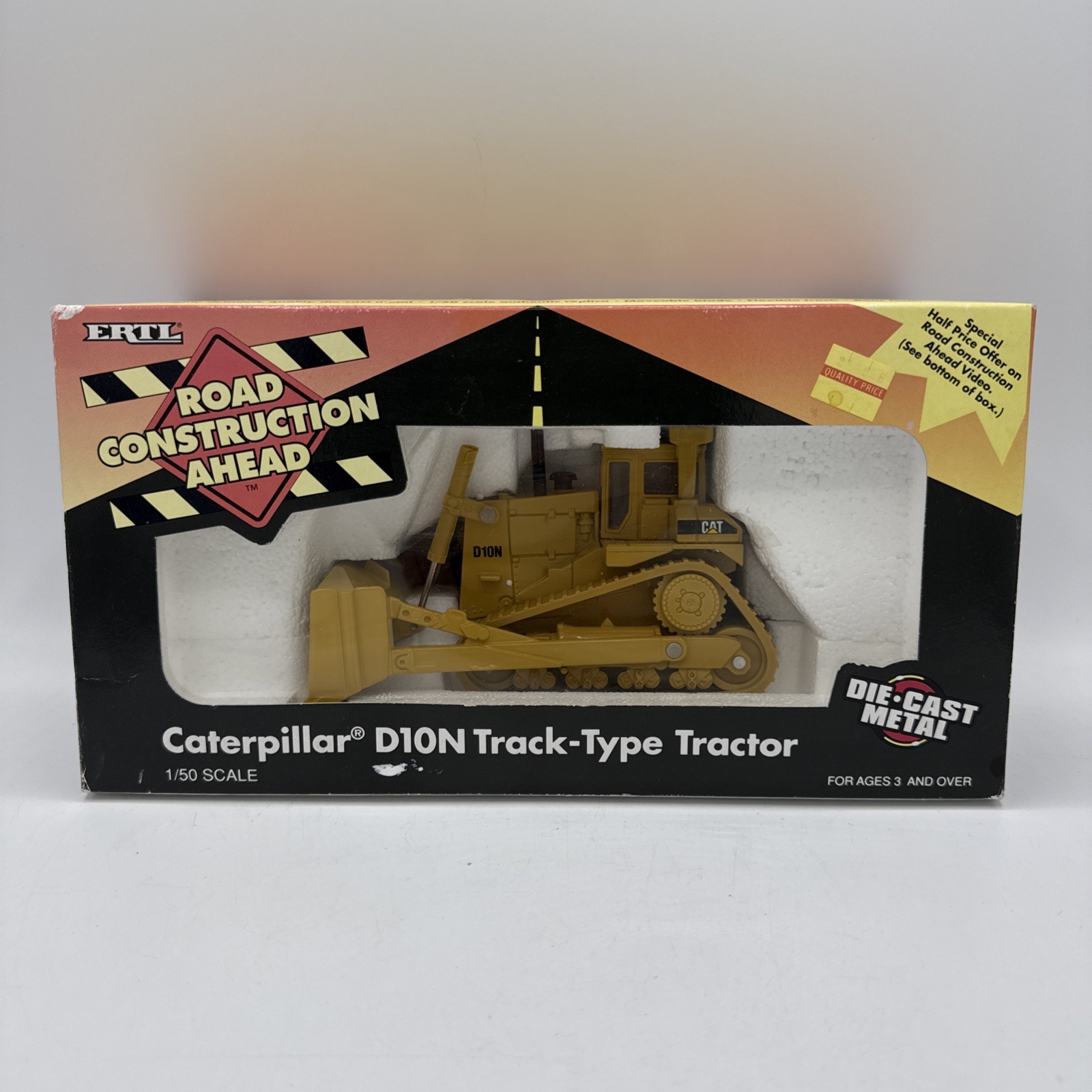 ERTL 1/50 SCALE CATERPILLAR D10N TRACK-TYPE TRACTOR IN 1994 FACTORY SEALED BOX!
