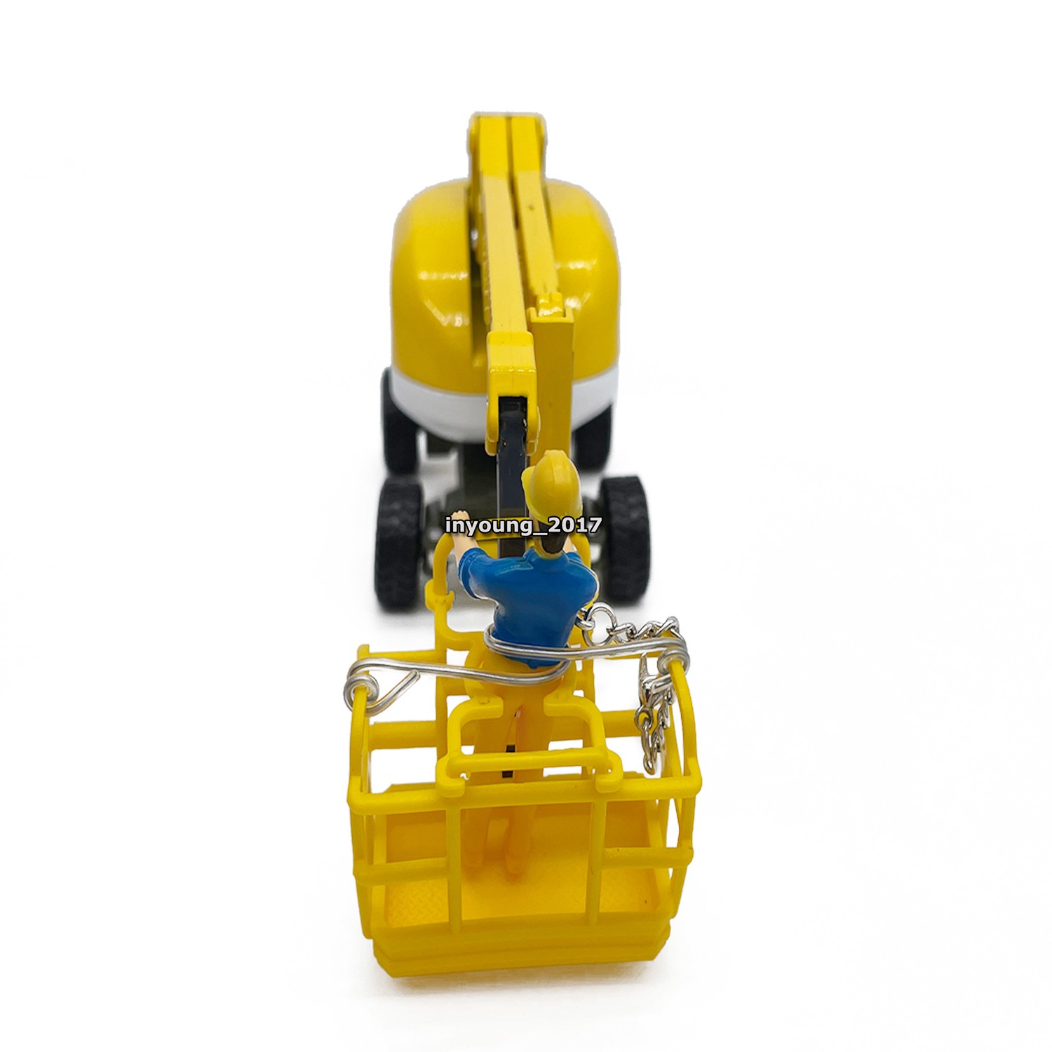 Aerial Work Platform Truck Construction Vehicle Model Diecast Boys Toys Yellow